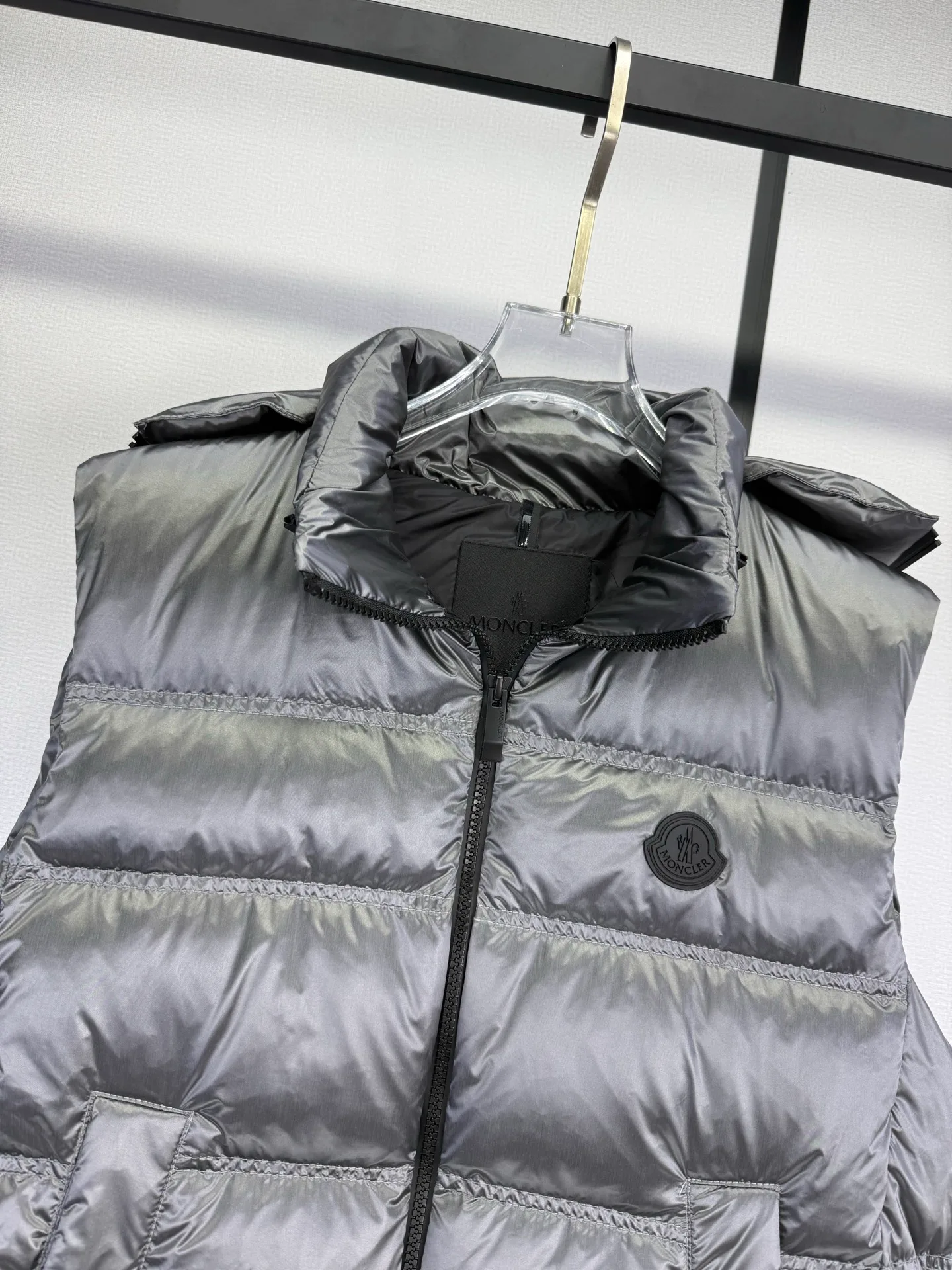 Жилеты Женские Moncler 18022253