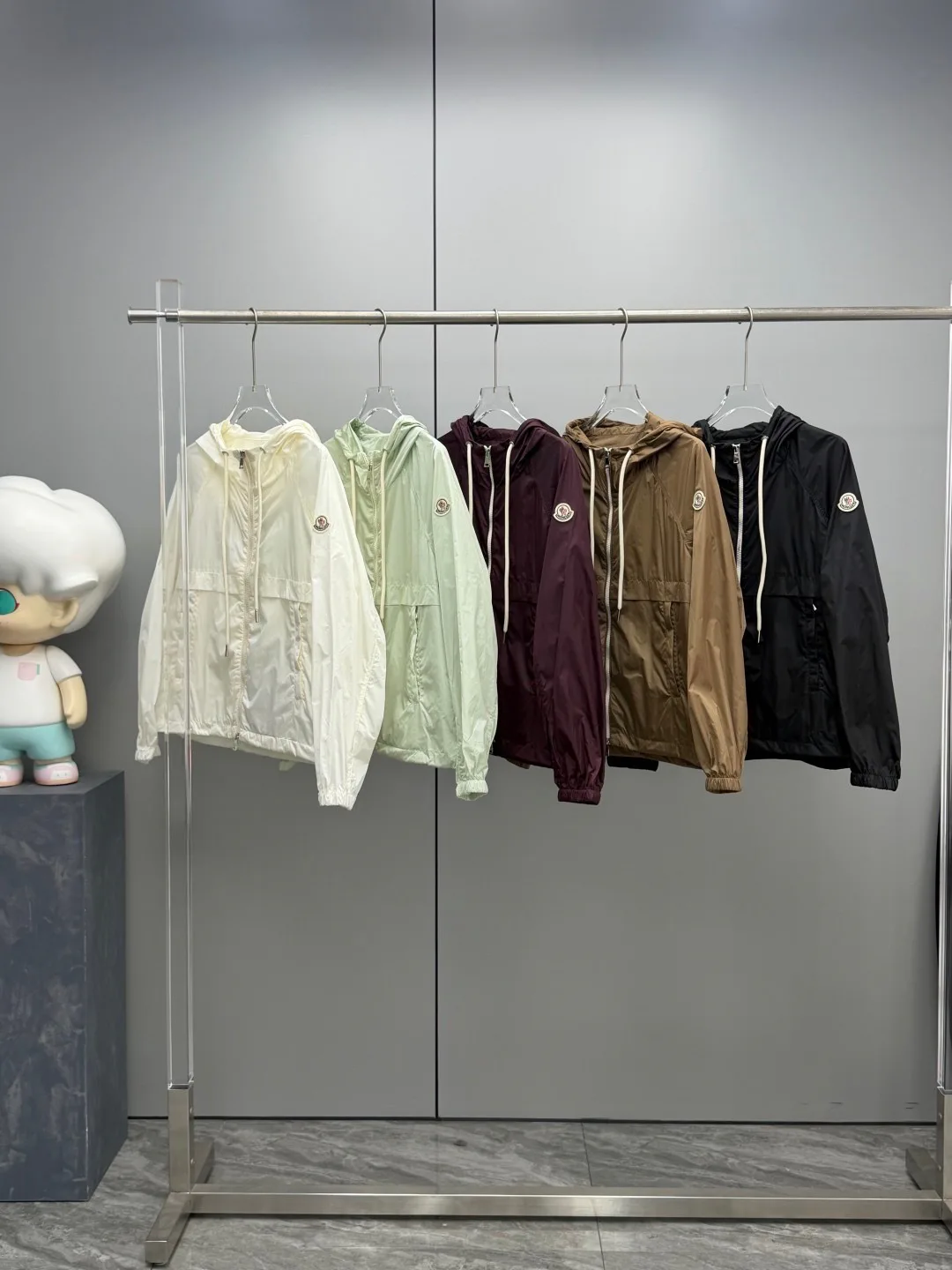 Куртки И Пуховики Женские Moncler 13273237