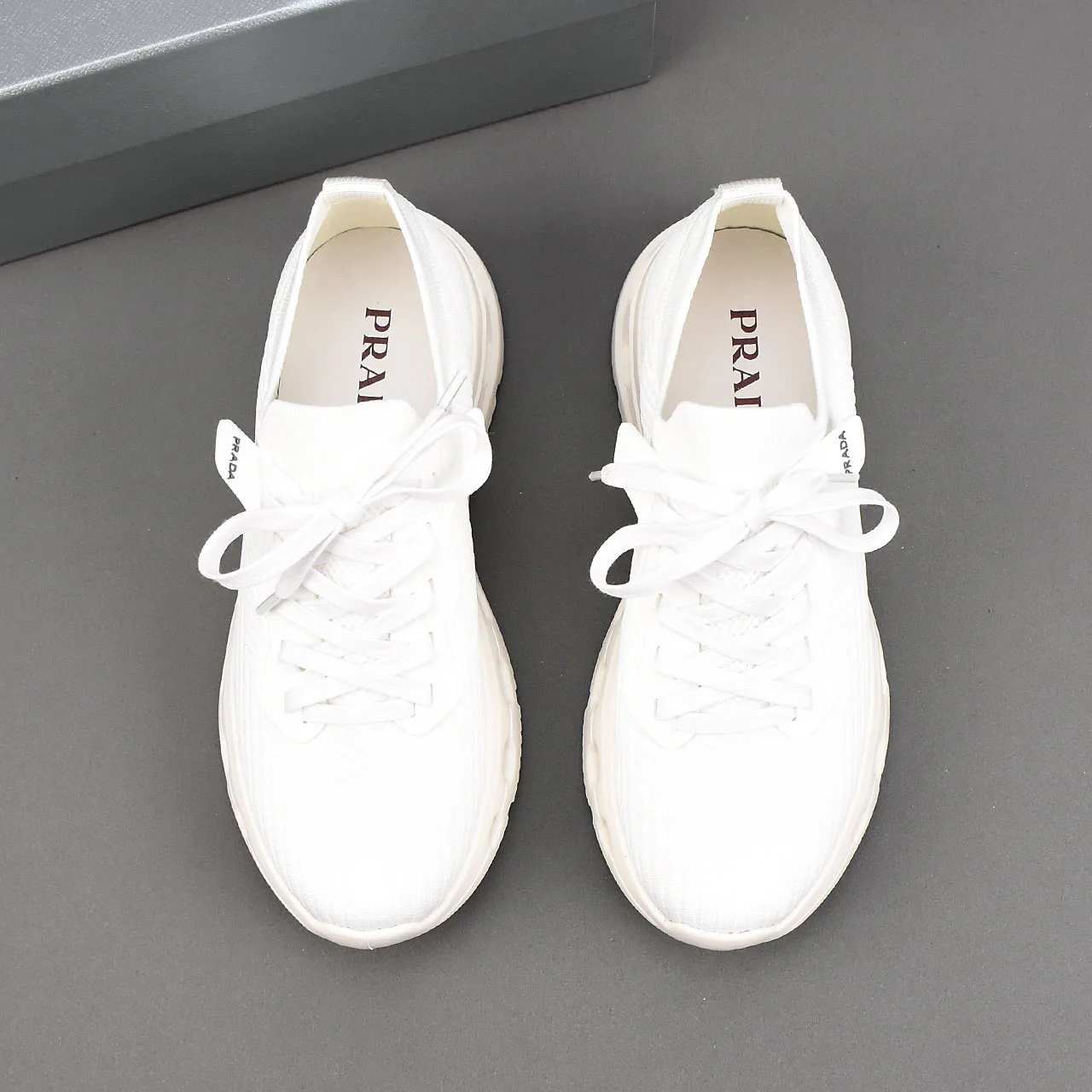 Кроссовки Мужские Prada 10736406