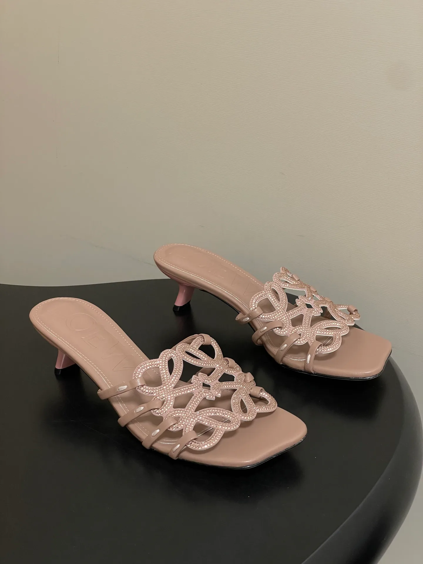 Босоножки Женские Loewe 11464057