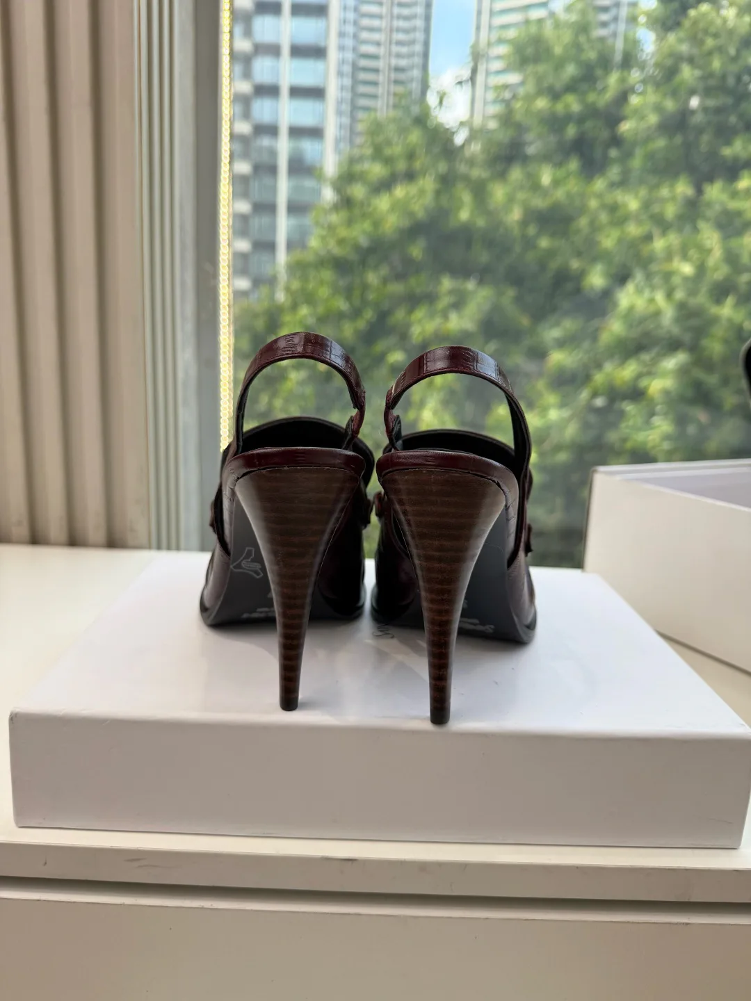 Туфли Женские Saint Laurent 19079130