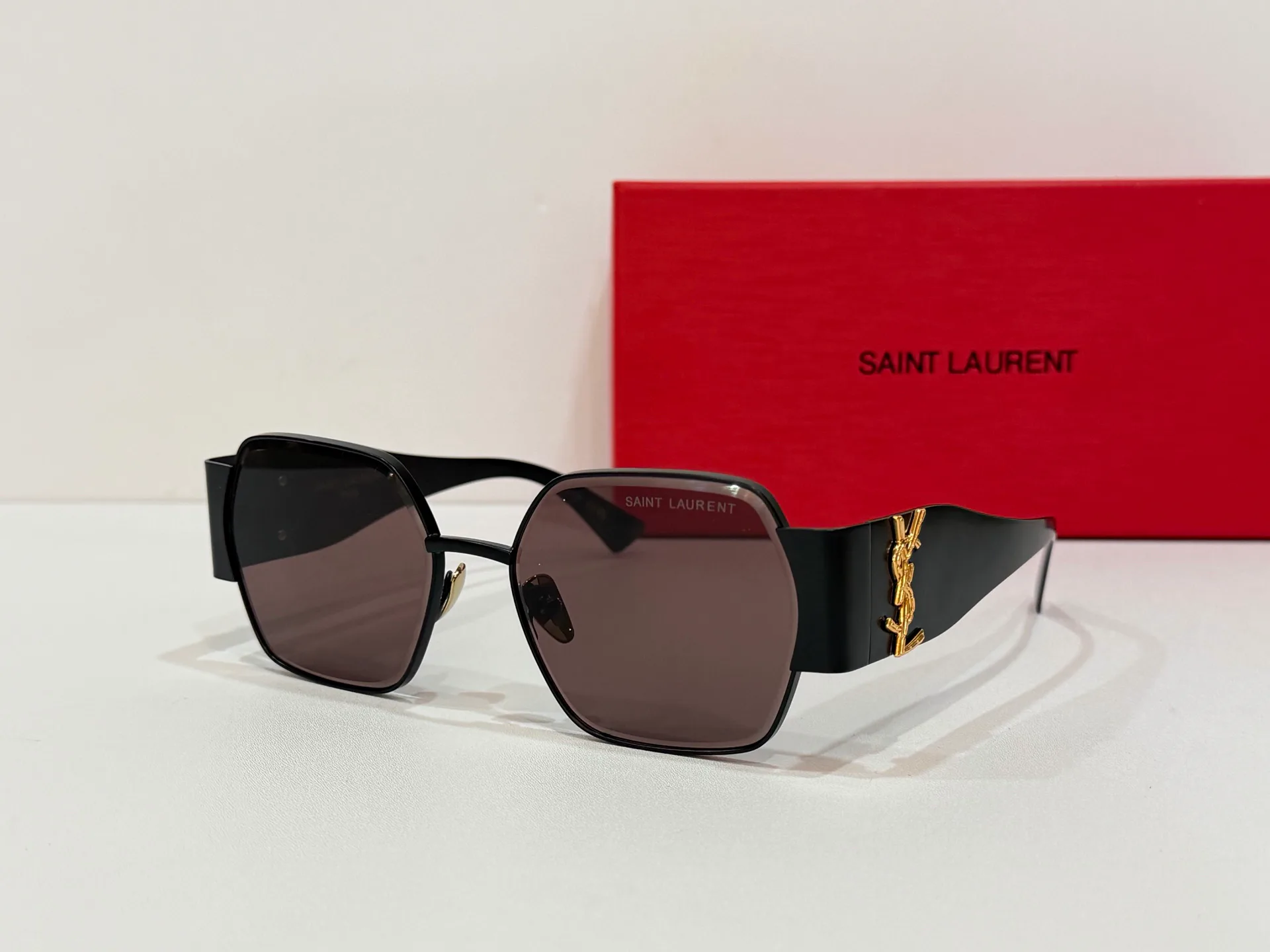 Очки Saint Laurent 13441540
