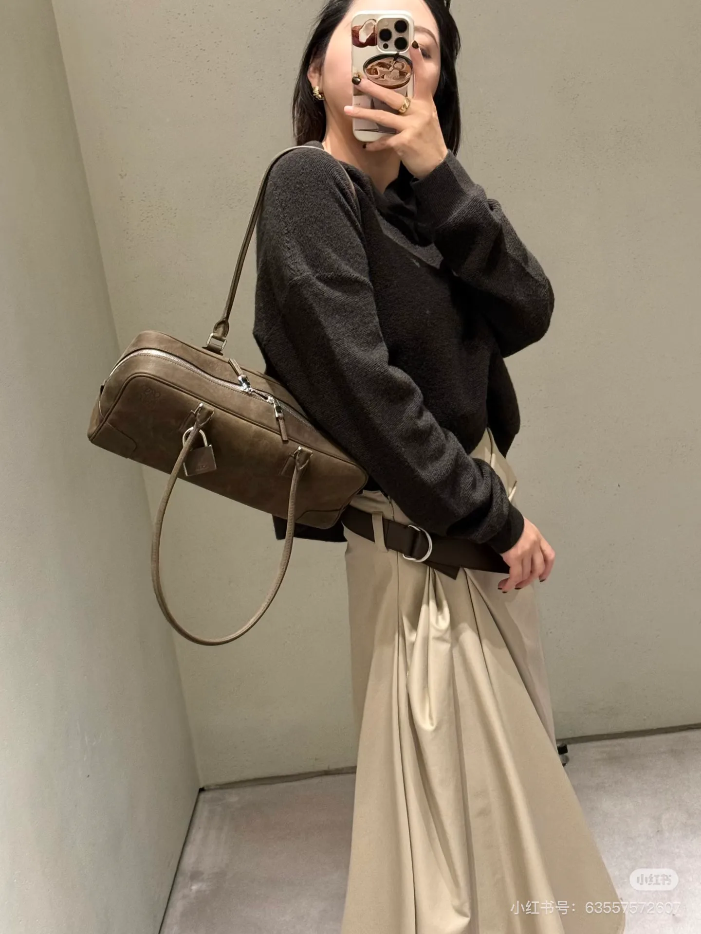 Классические Сумки Женские Loewe 11504268