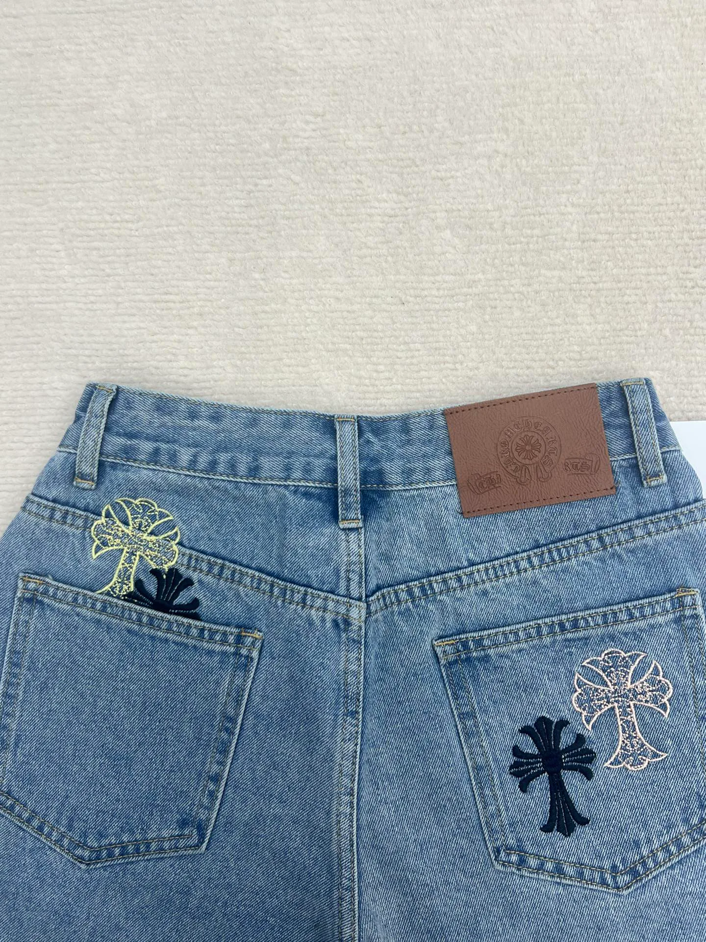 Шорты Женские Chrome Hearts 11688552