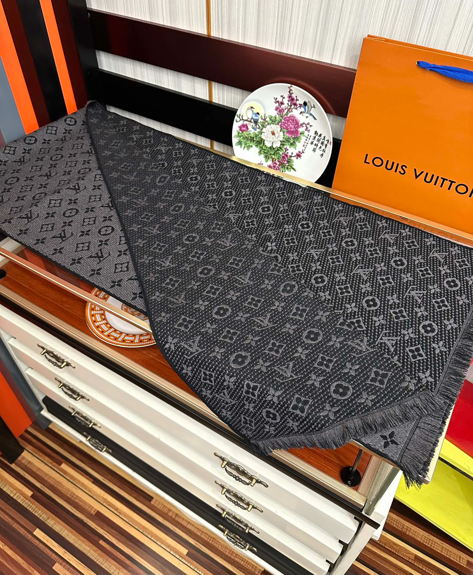 Шарфы Louis Vuitton 538250
