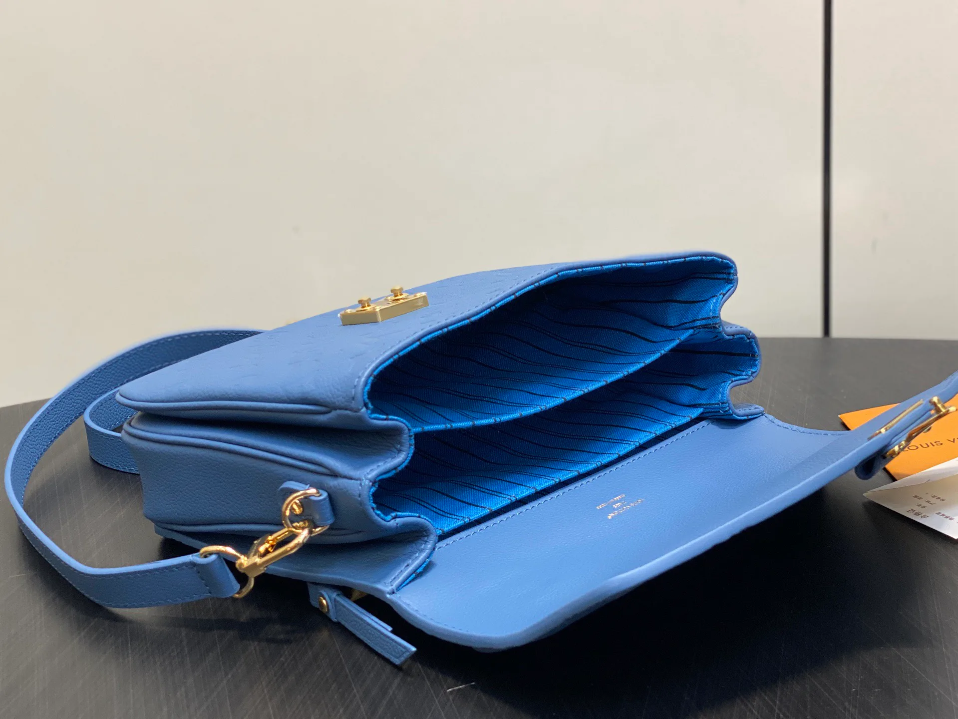 Классические Сумки Женские Louis Vuitton 11724315