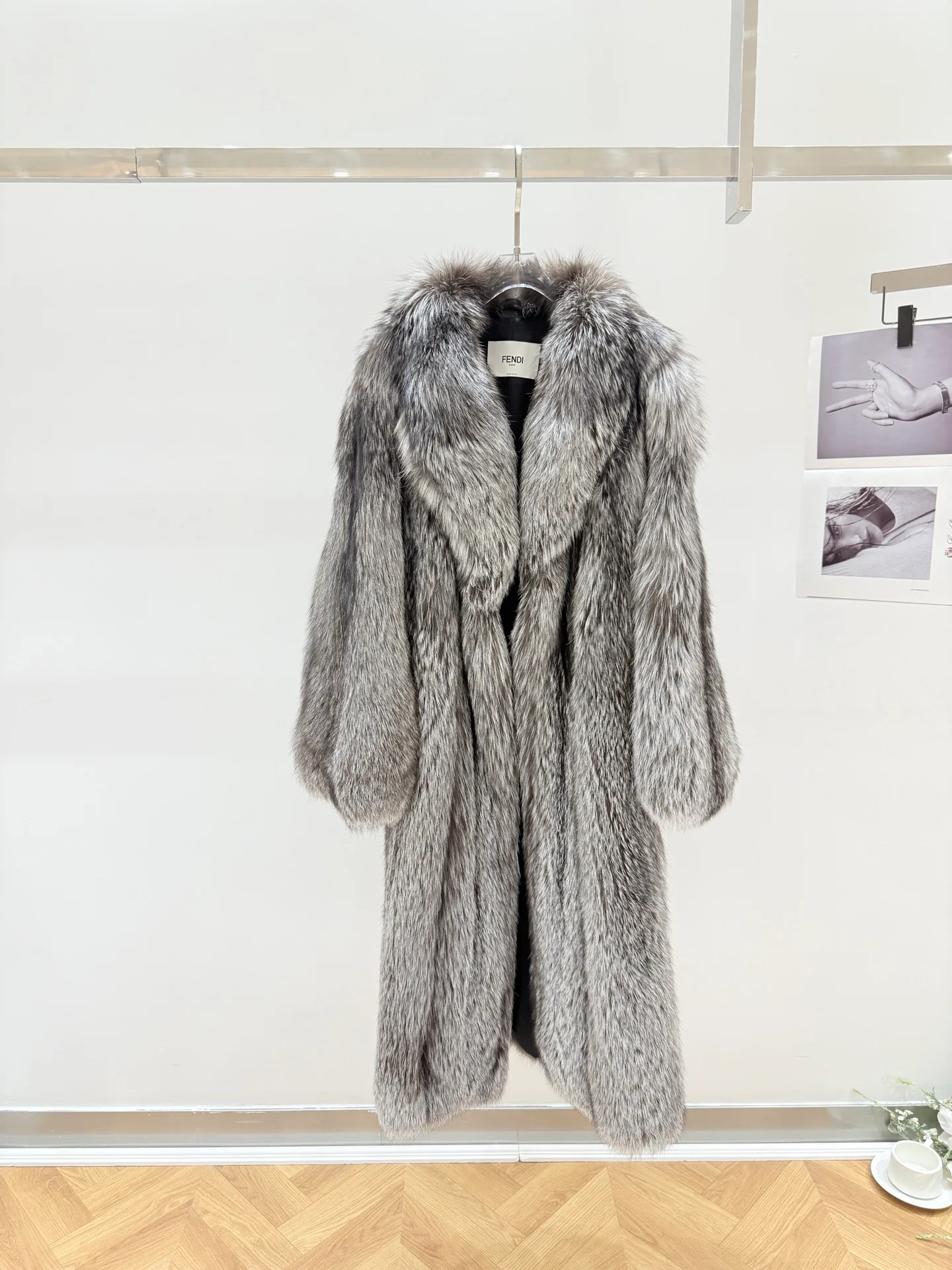 Шубы Женские Fendi 18343551