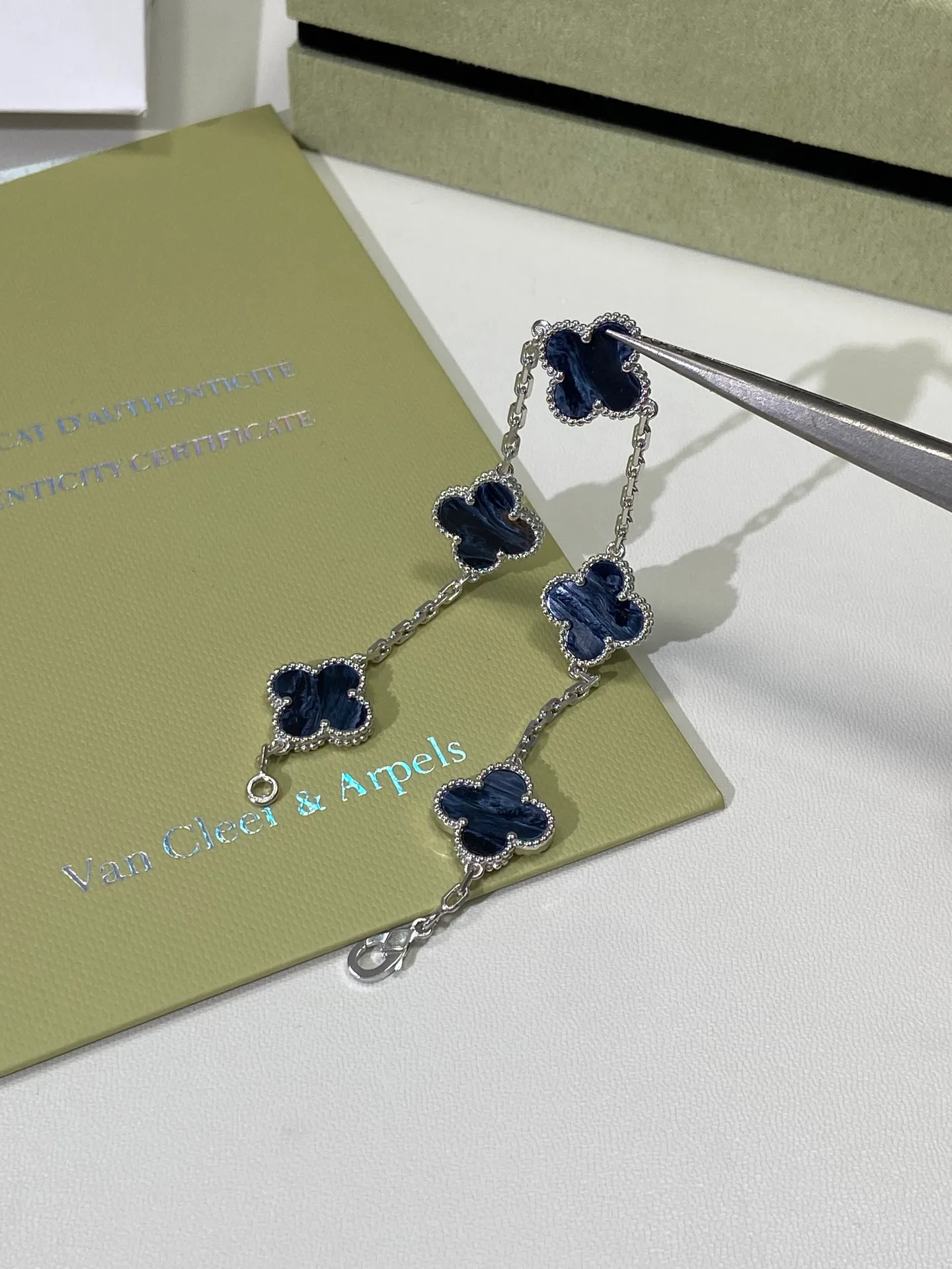 Бижутерия Van Cleef & Arpels 86046