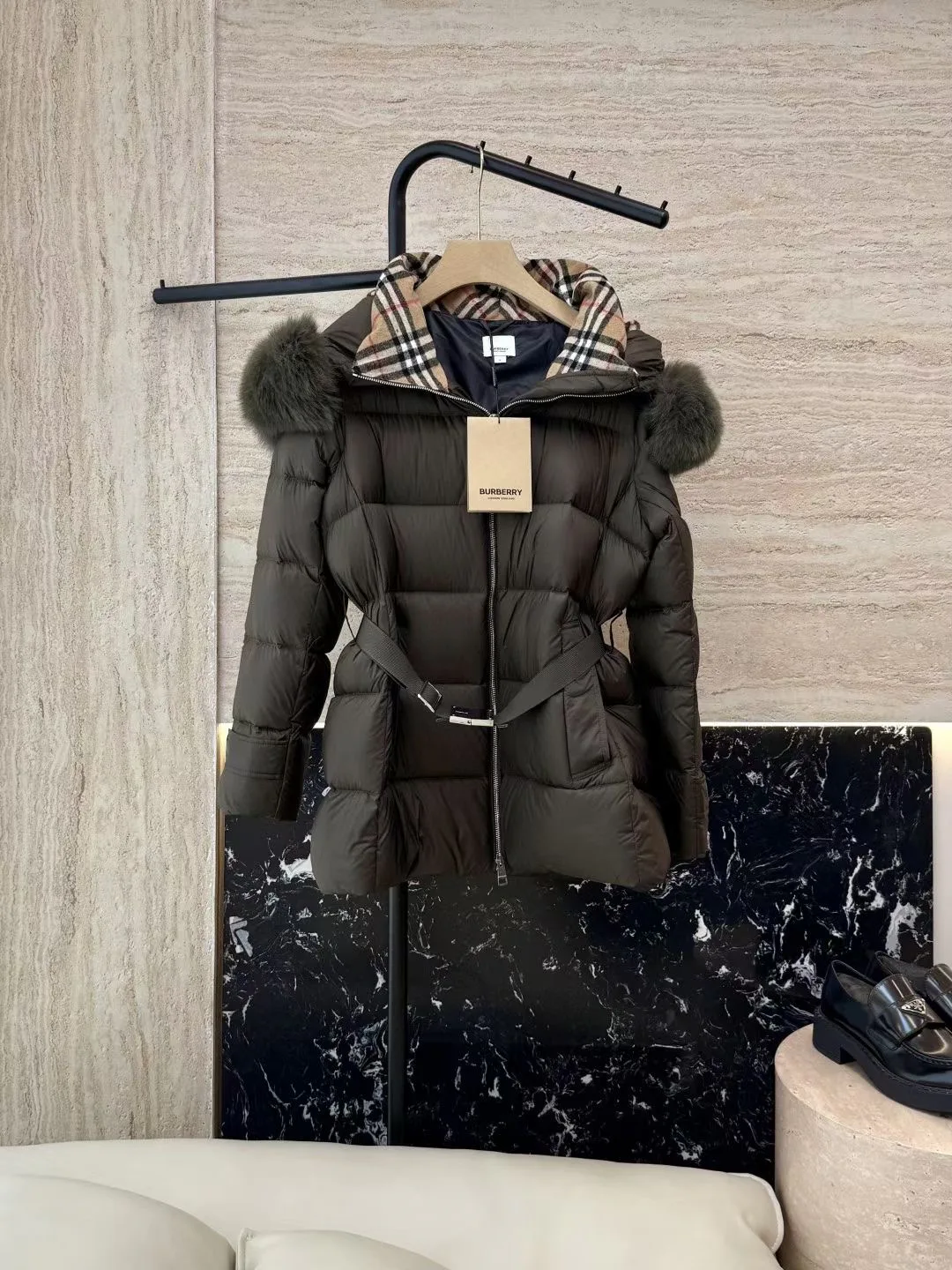 Куртки И Пуховики Женские Burberry 18043118