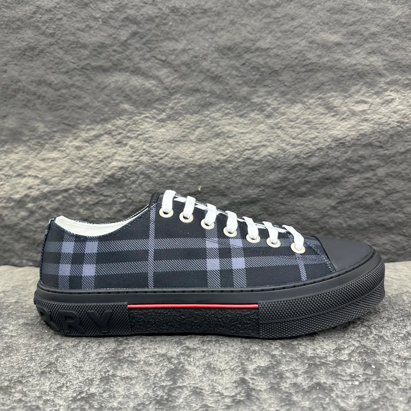 Кроссовки Мужские Burberry 18154133