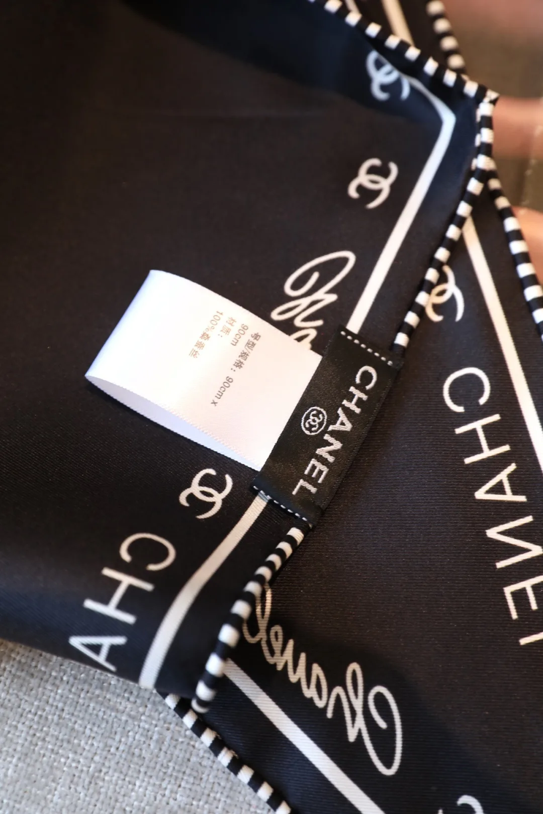 Платки Chanel 13576616