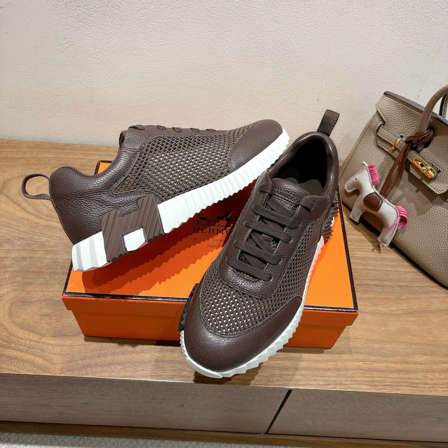 Кроссовки Женские Hermes 9915116