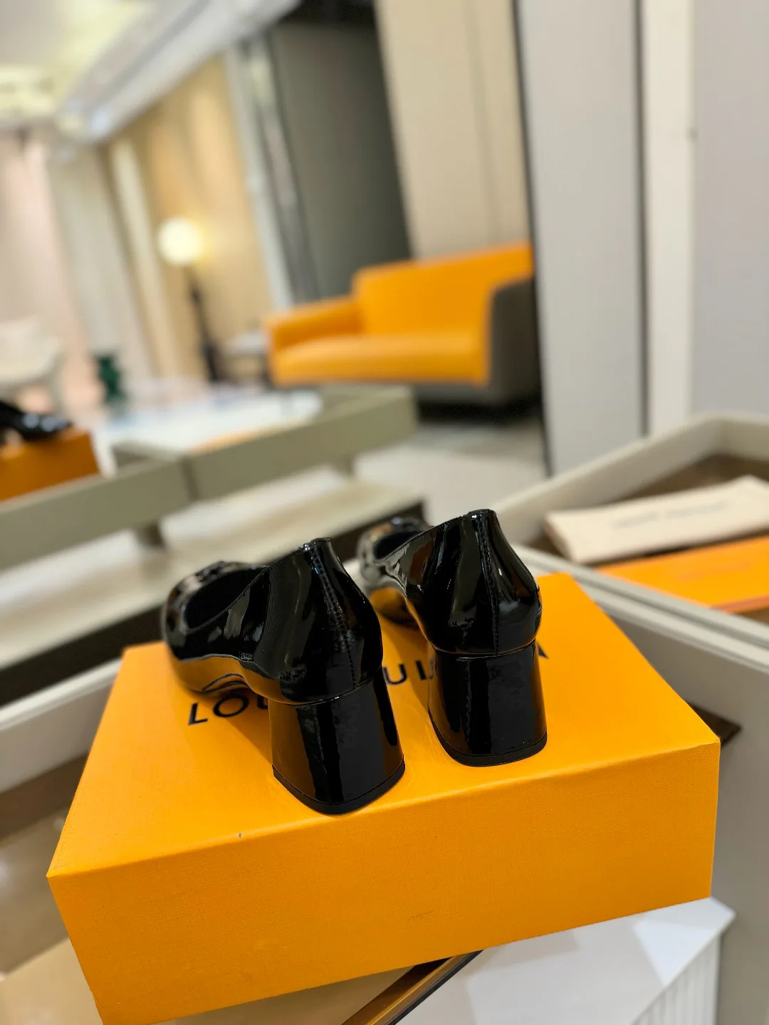 Туфли Женские Louis Vuitton 35870