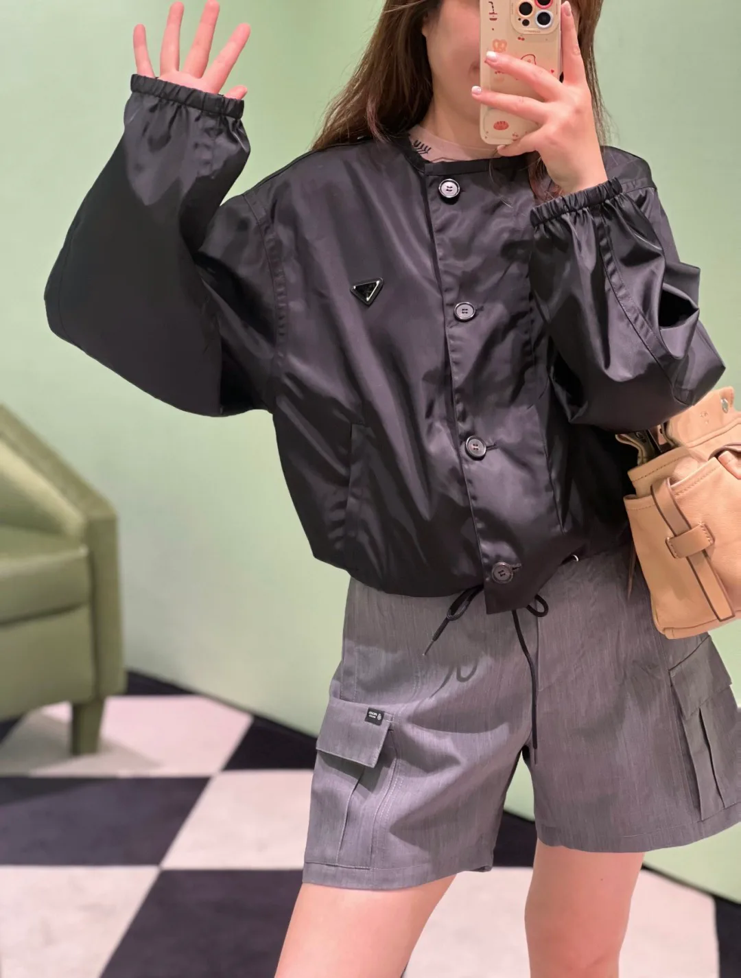Куртки И Пуховики Женские Prada 17995957