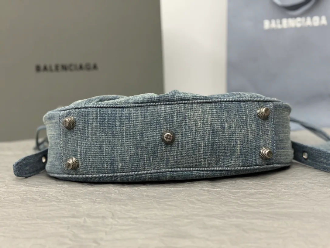 Классические Сумки Женские Balenciaga 11009522