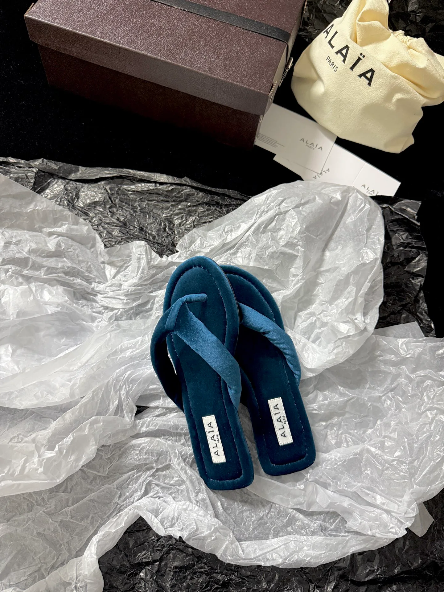 Шлепанцы Женские Alaia 9476201