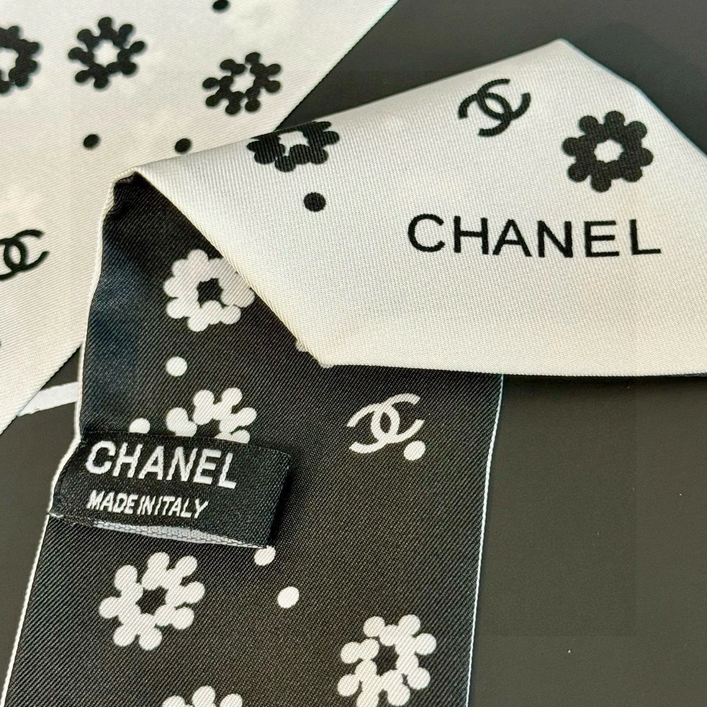 Платки Chanel 10695719