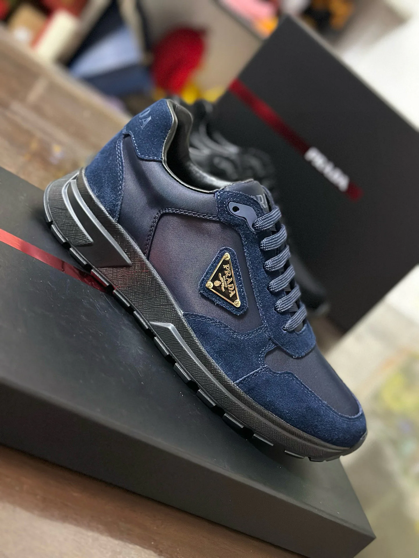 Кроссовки Женские Prada 18708332
