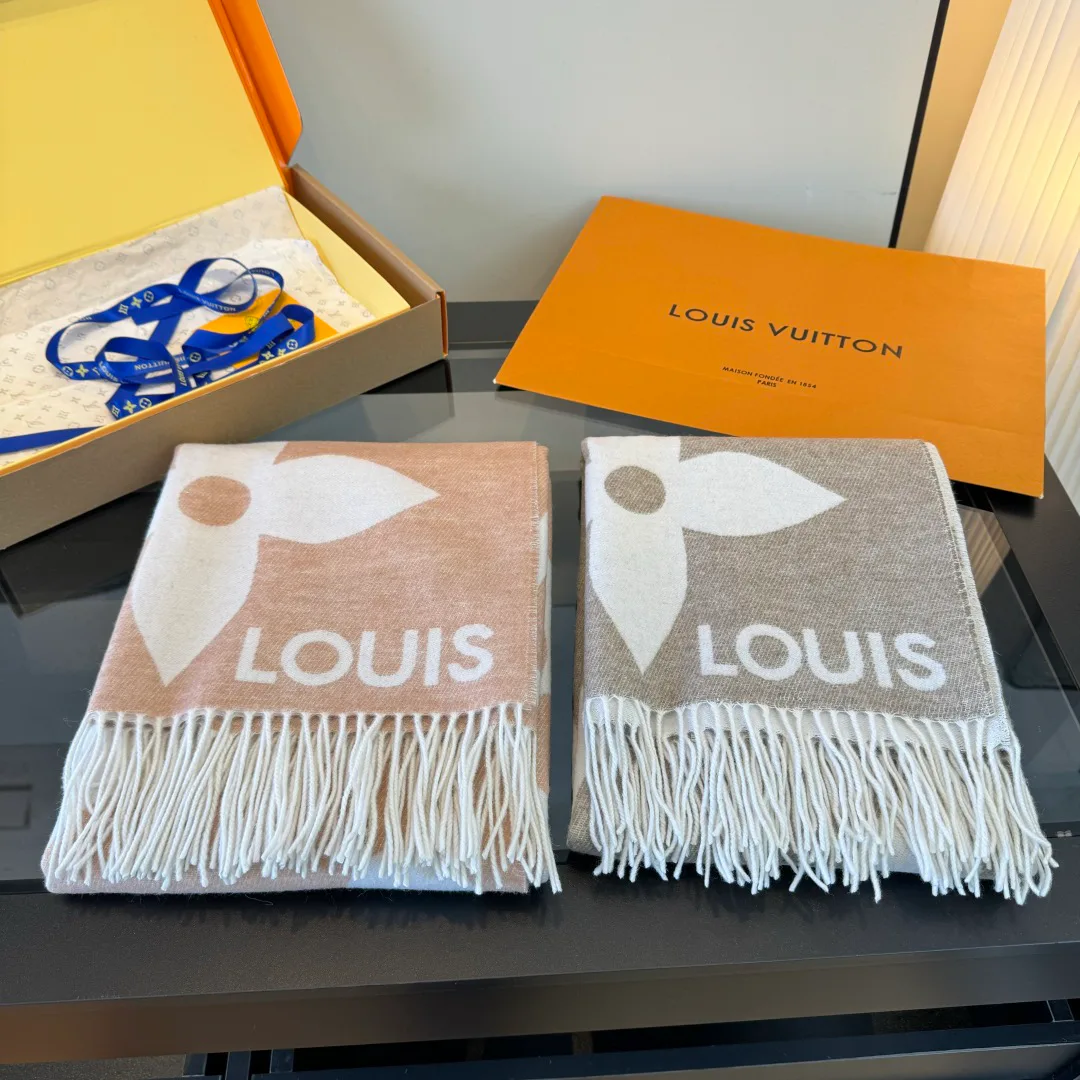Шарфы Louis Vuitton 18627241