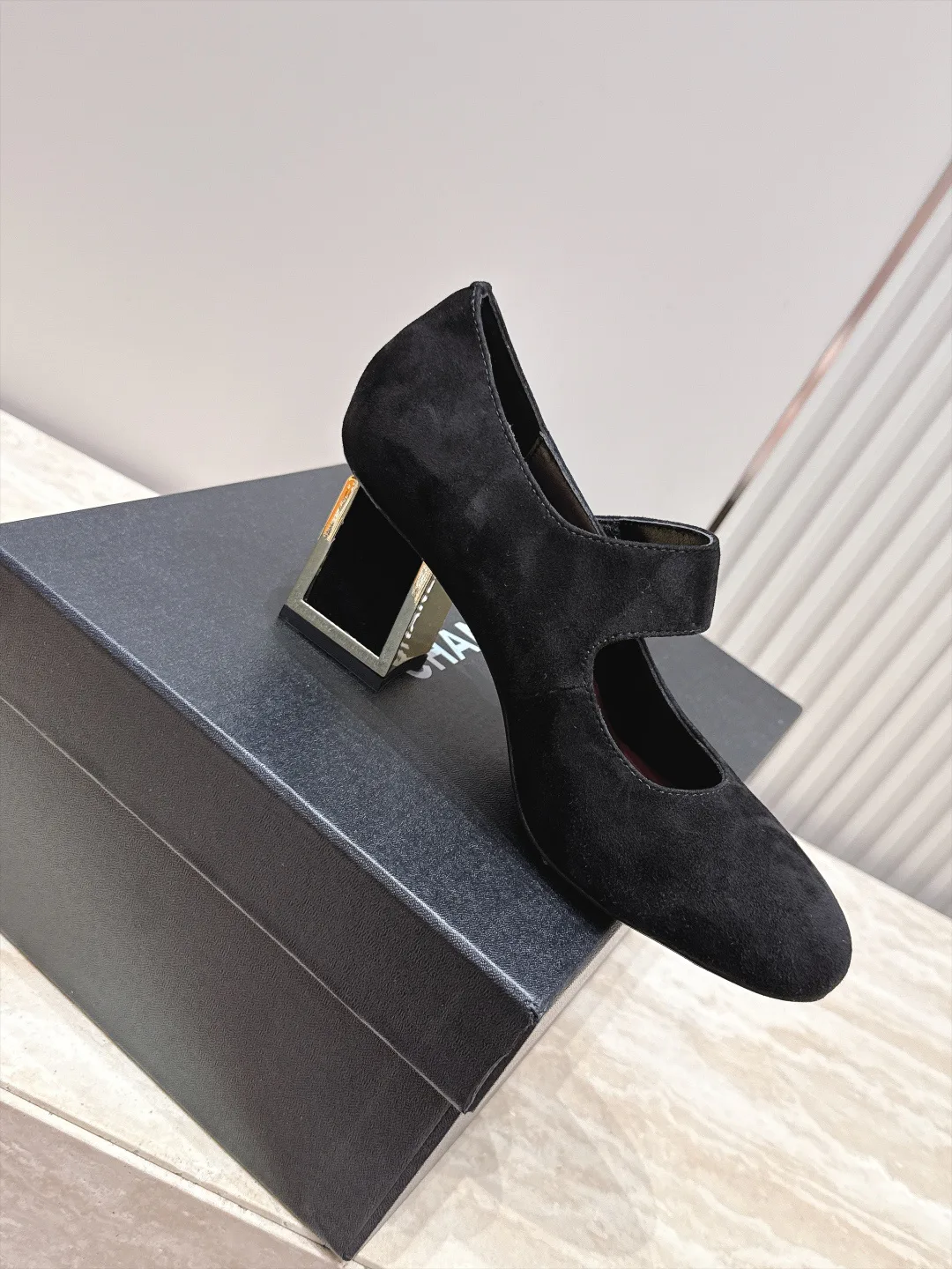 Туфли Женские Chanel 18427890