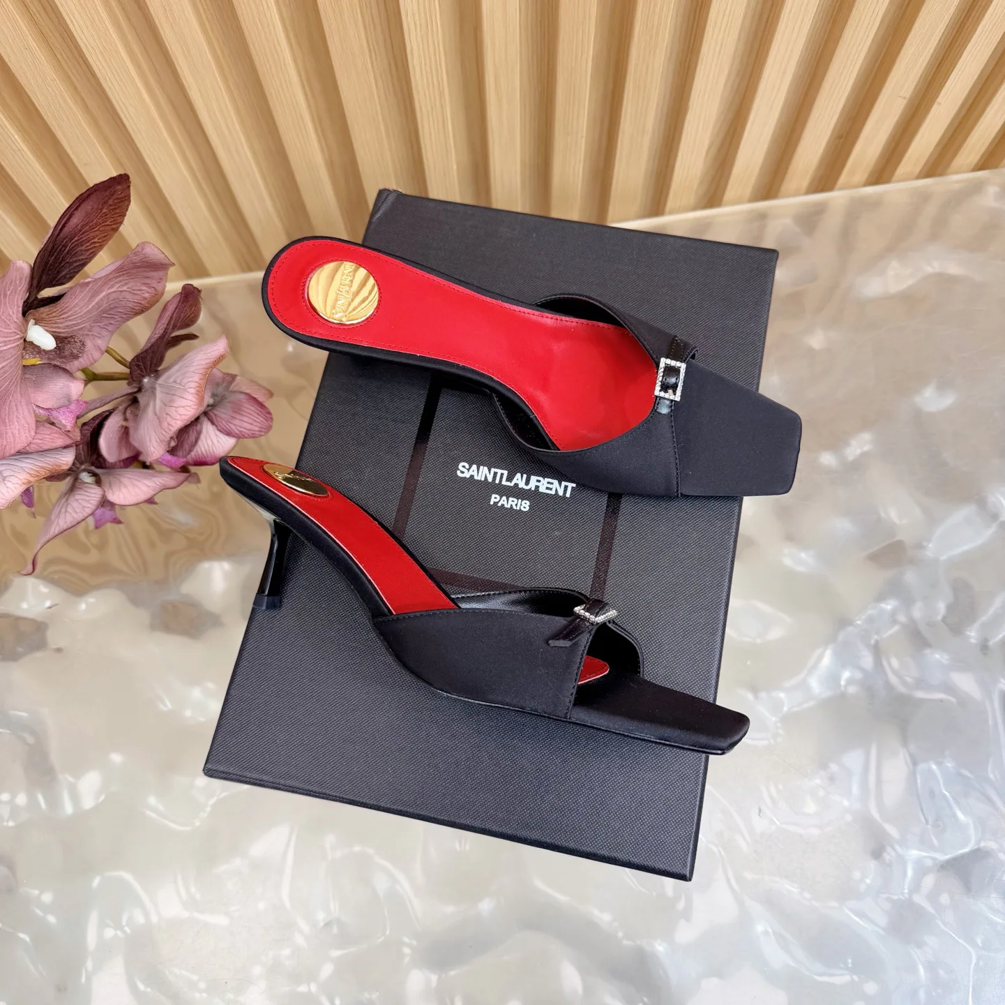 Босоножки Женские Saint Laurent 10712291