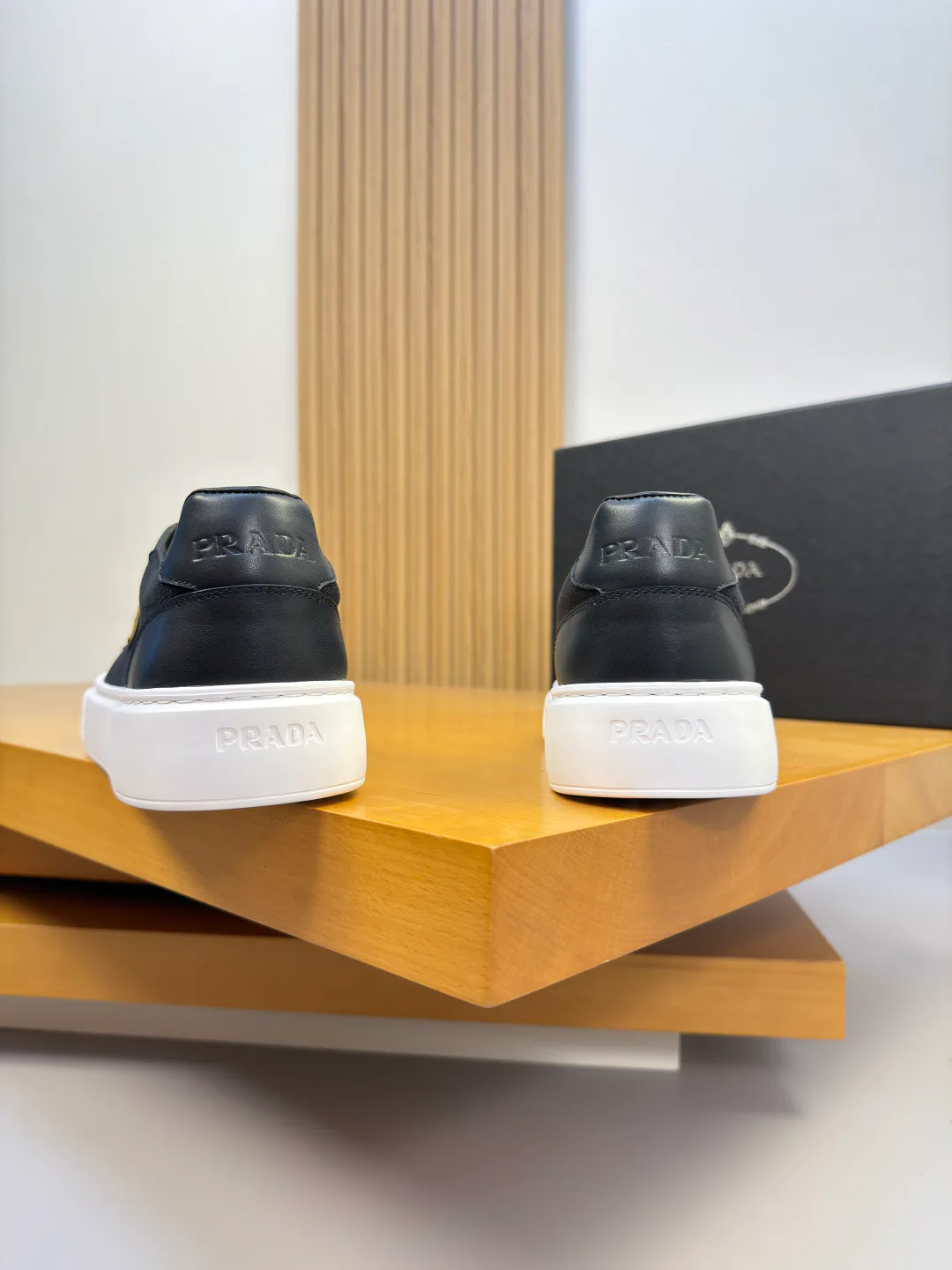 Кроссовки Мужские Prada 17955060