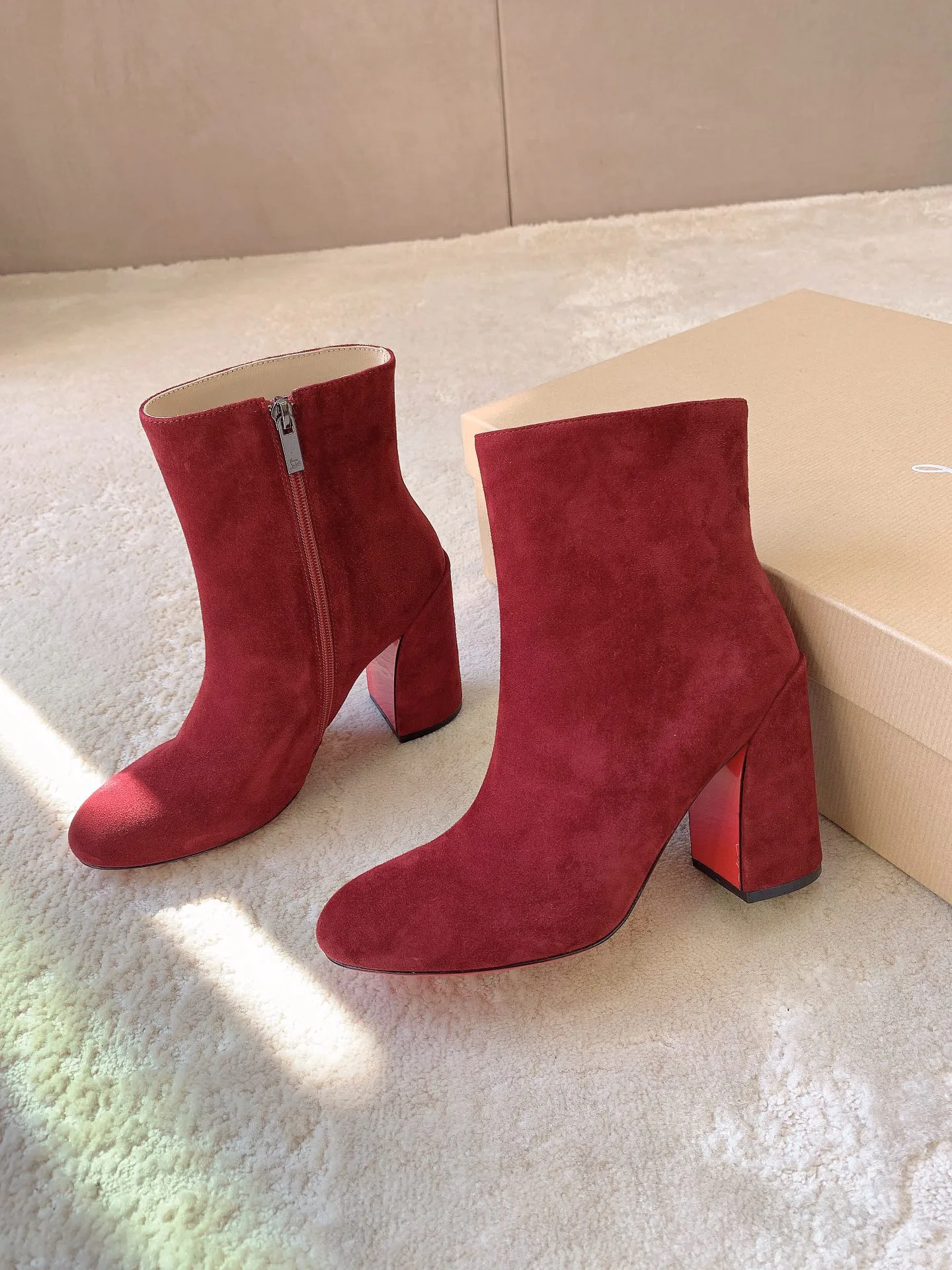 Ботильоны Женские Christian Louboutin 17962852