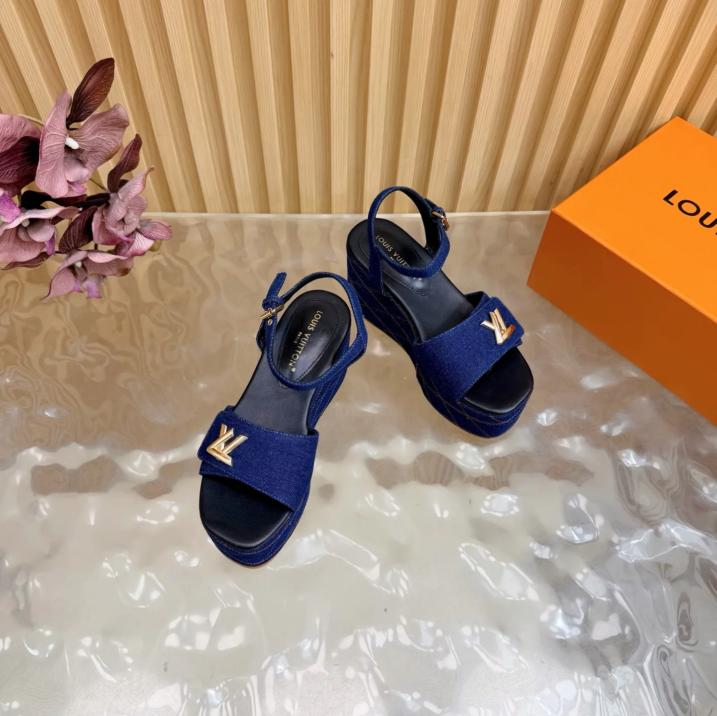 Босоножки Женские Louis Vuitton 1881577