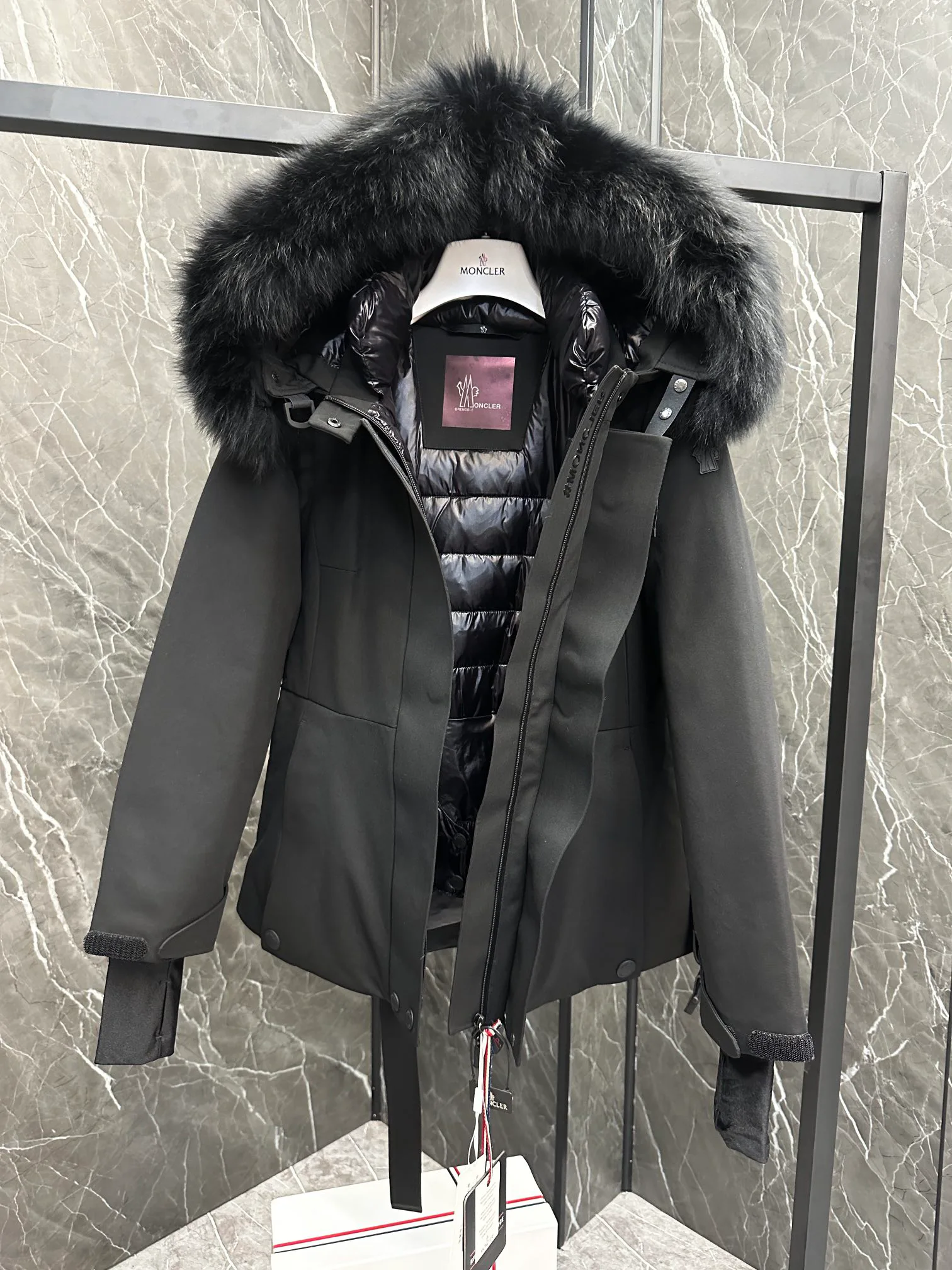 Куртки И Пуховики Женские Moncler 18133805