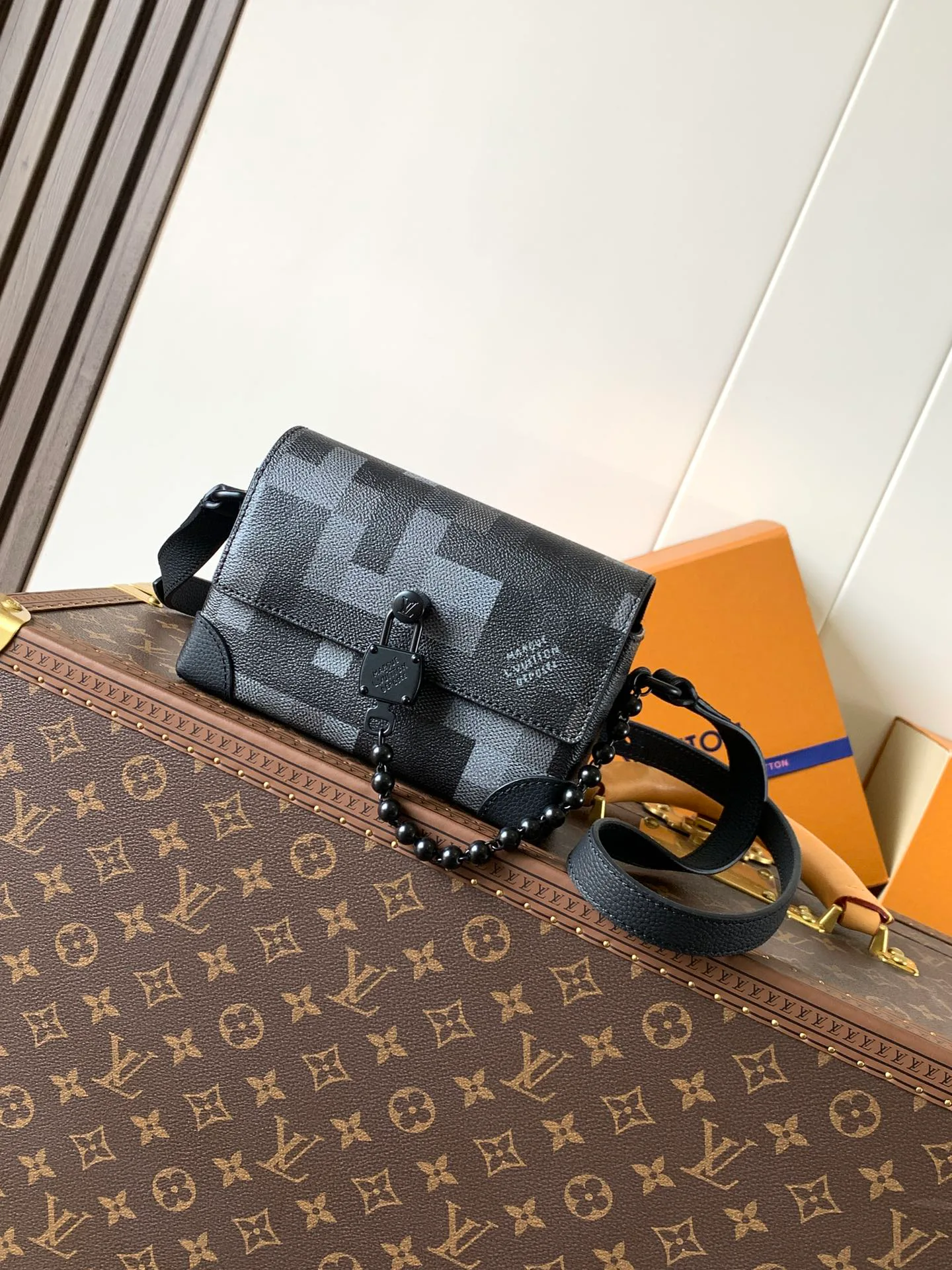 Классические Сумки Женские Louis Vuitton 11704175
