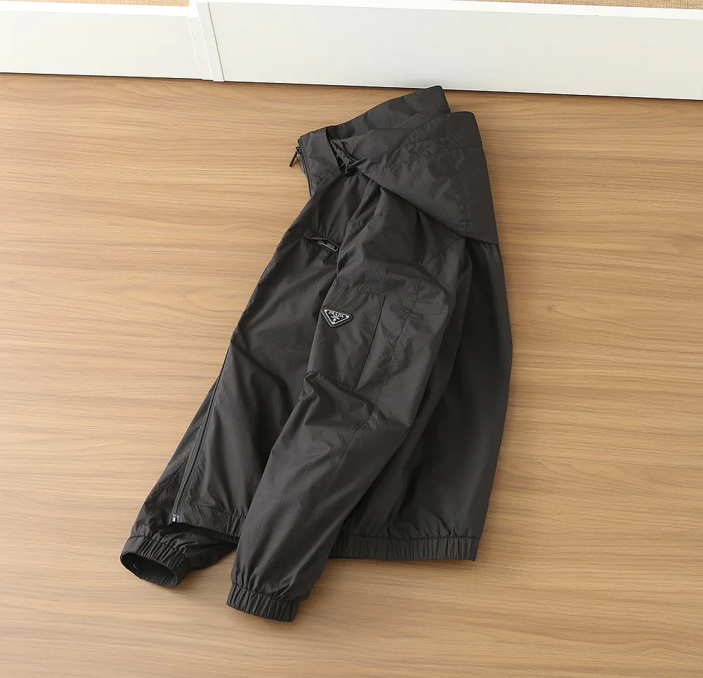Куртки И Пуховики Мужские Prada 9949818