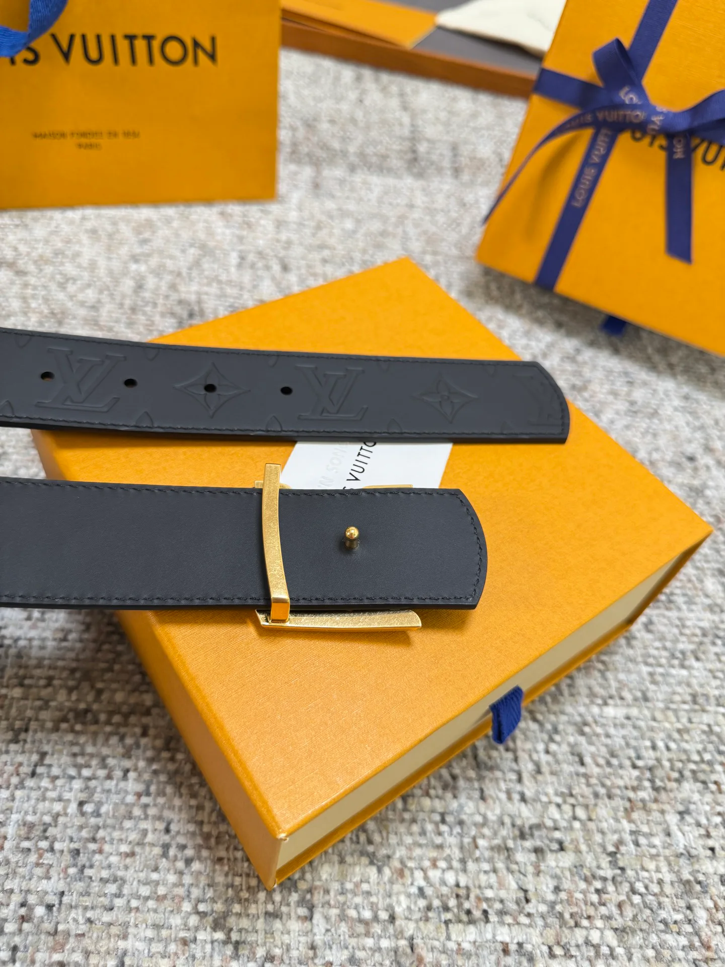 Ремни Louis Vuitton 14563669