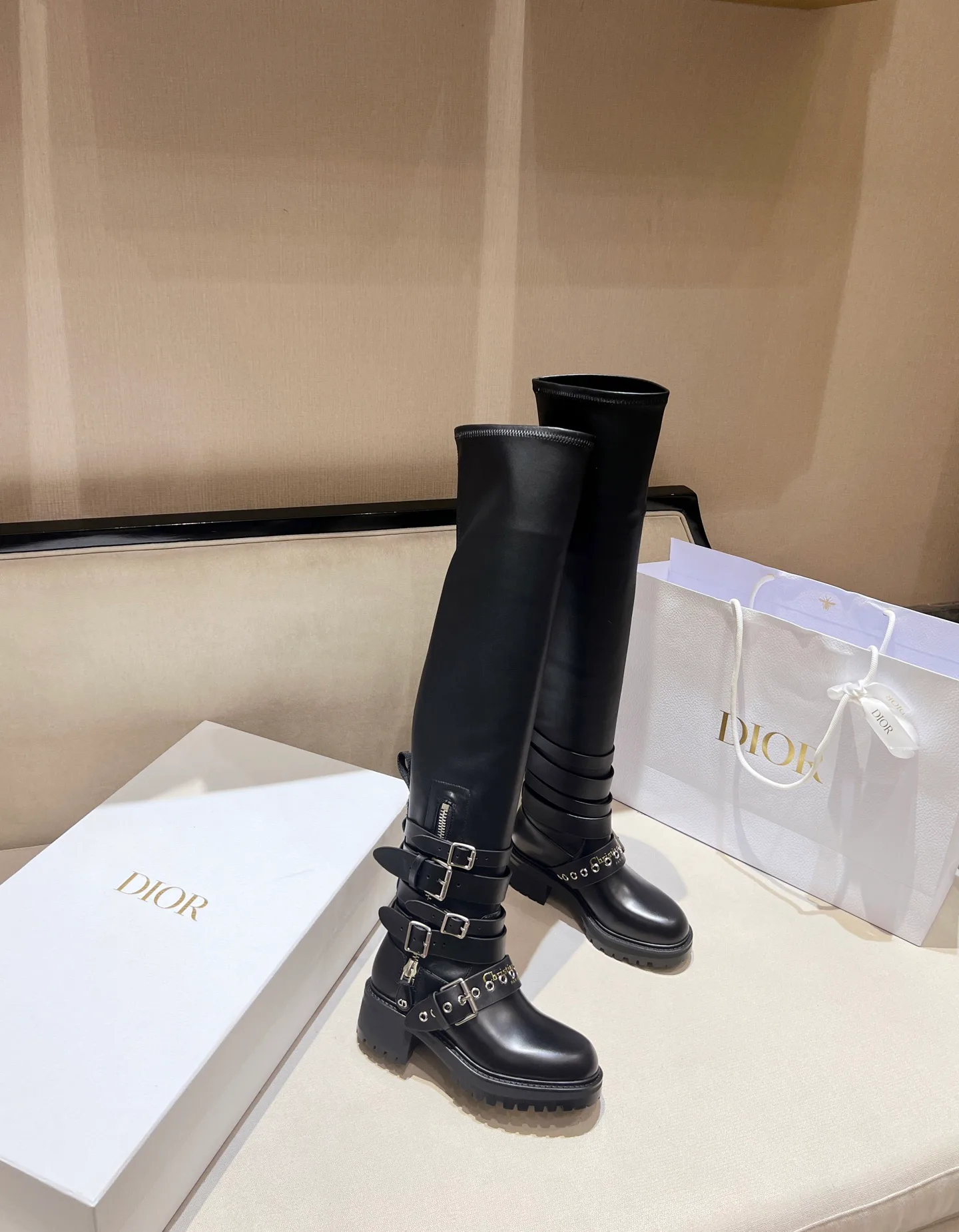 Сапоги Женские Christian Dior 18020365