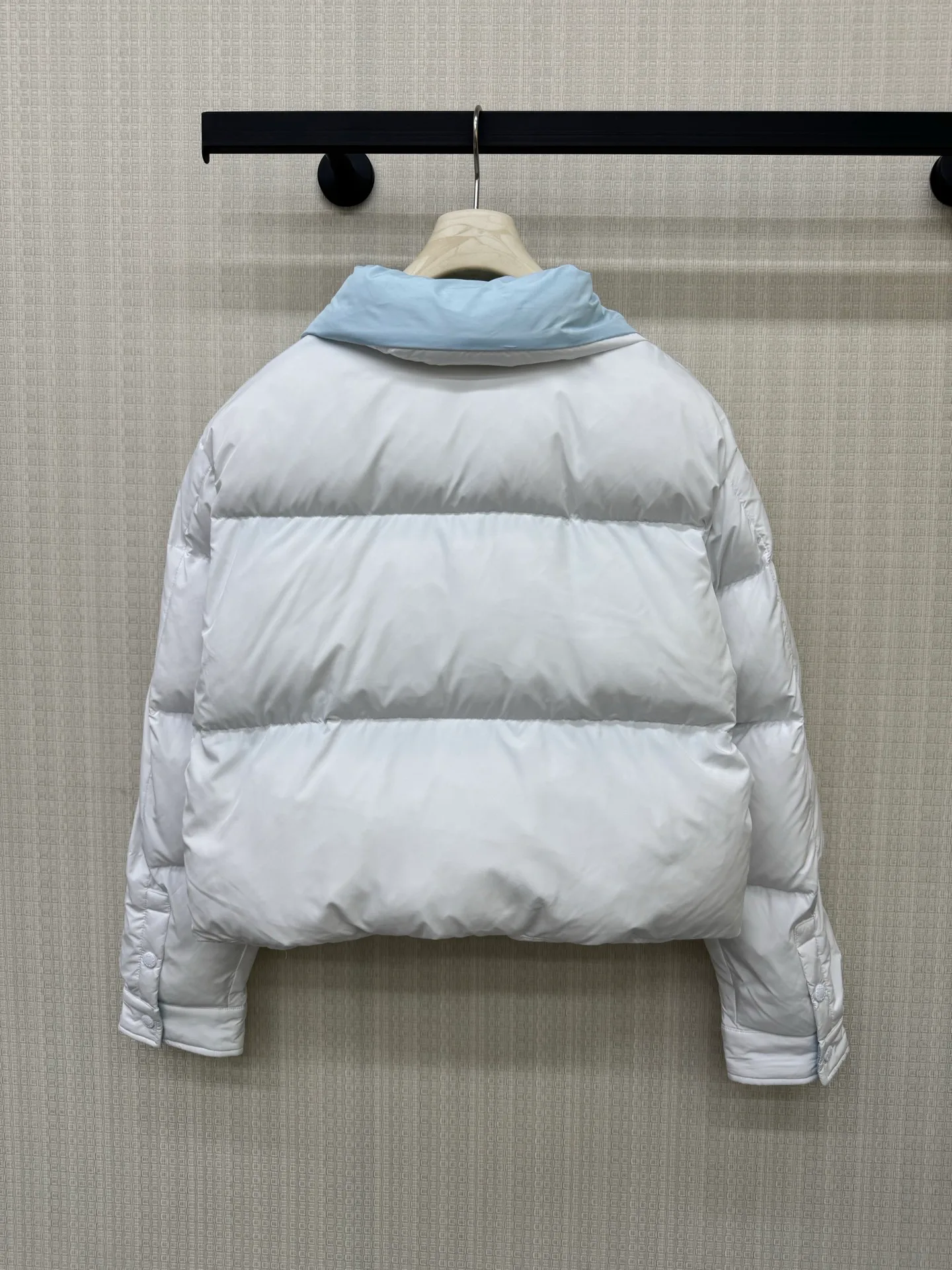 Куртки И Пуховики Женские Prada 18108030