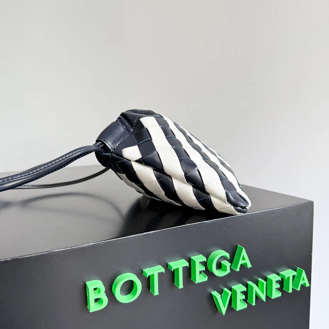 Клатчи Женские Bottega Veneta 11255401