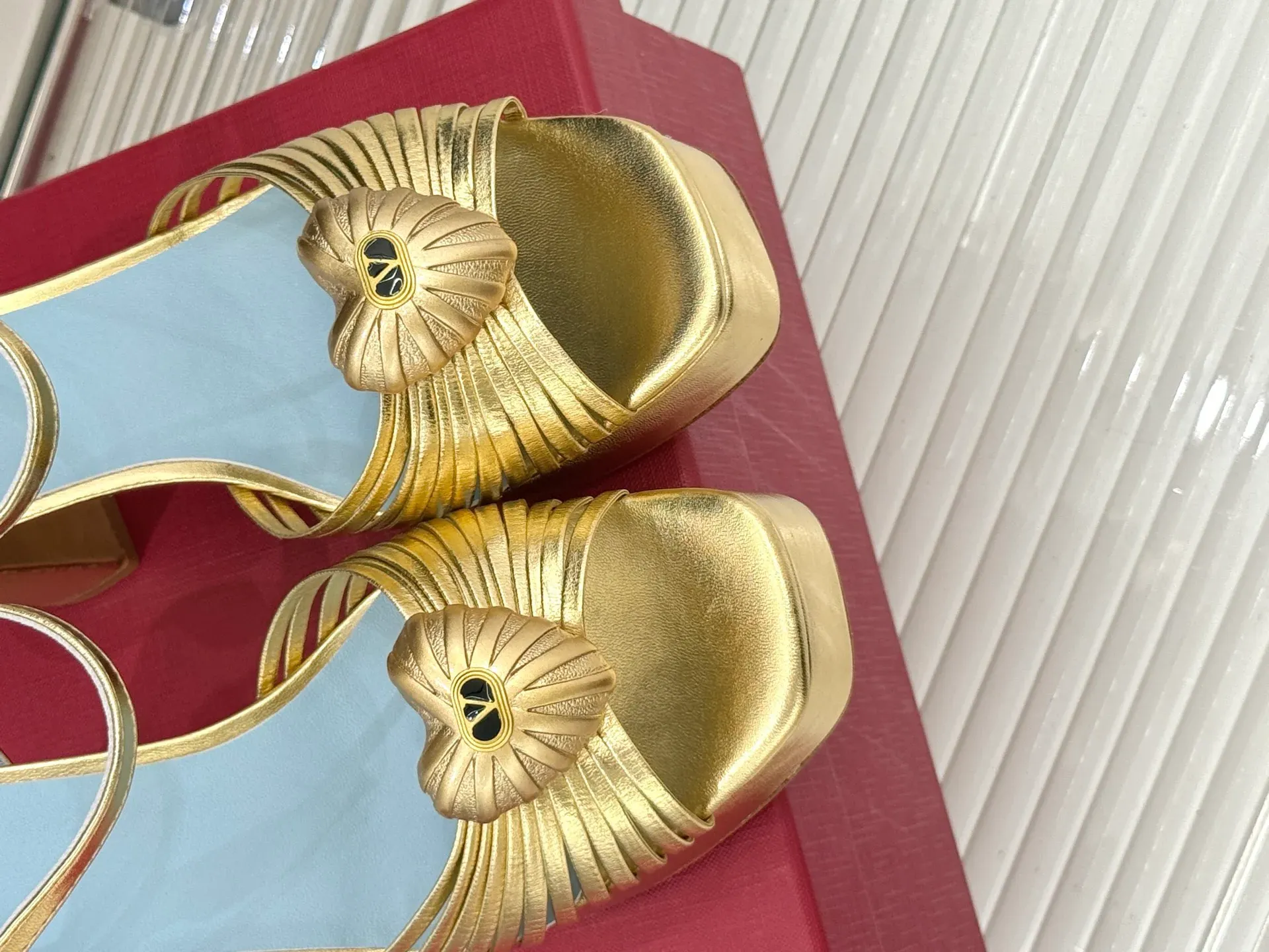 Босоножки Женские Valentino 954177