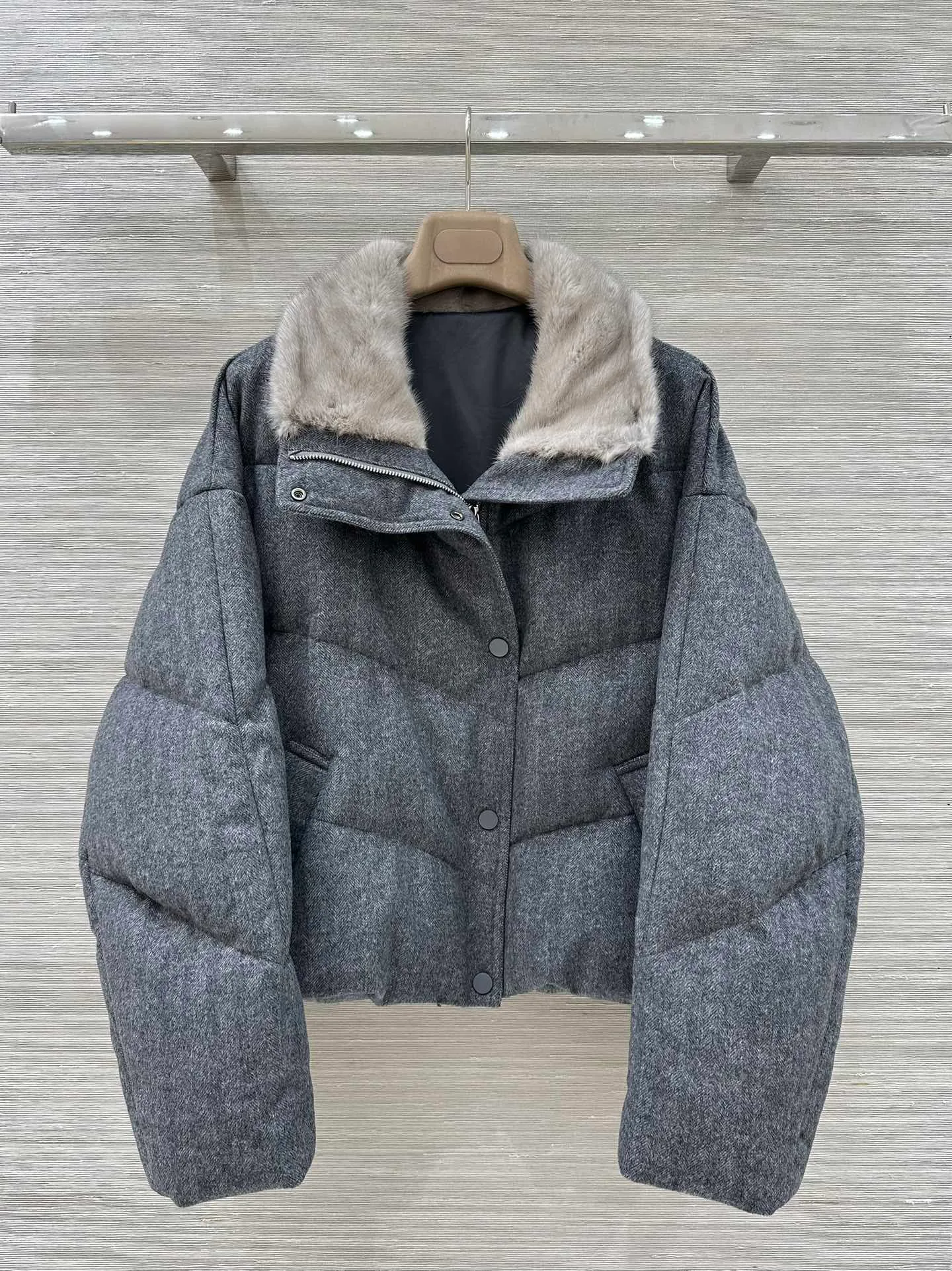 Куртки И Пуховики Женские Brunello Cucinelli 3347677