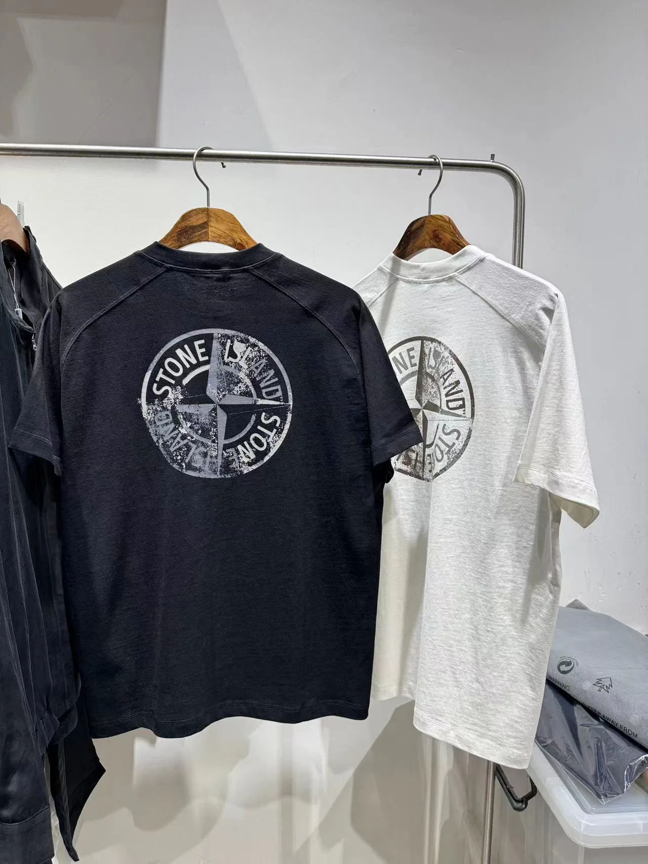 Футболки Женские Stone Island 34122