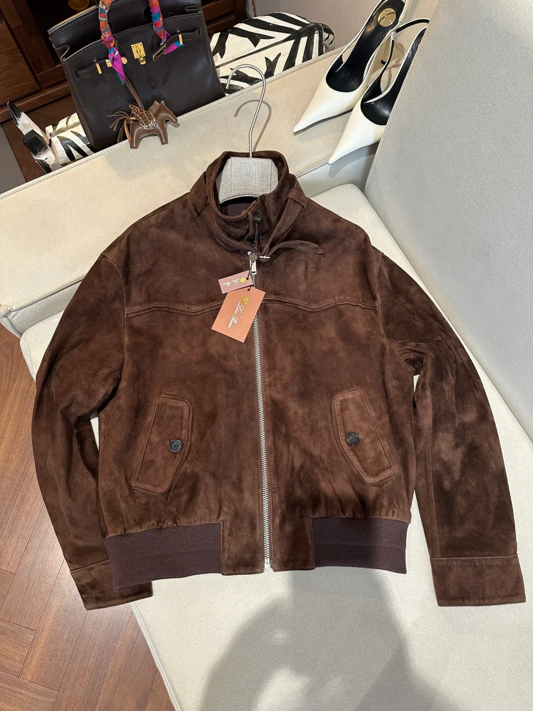 Кожаные Куртки И Дублёнки Женские Loro Piana 18418203