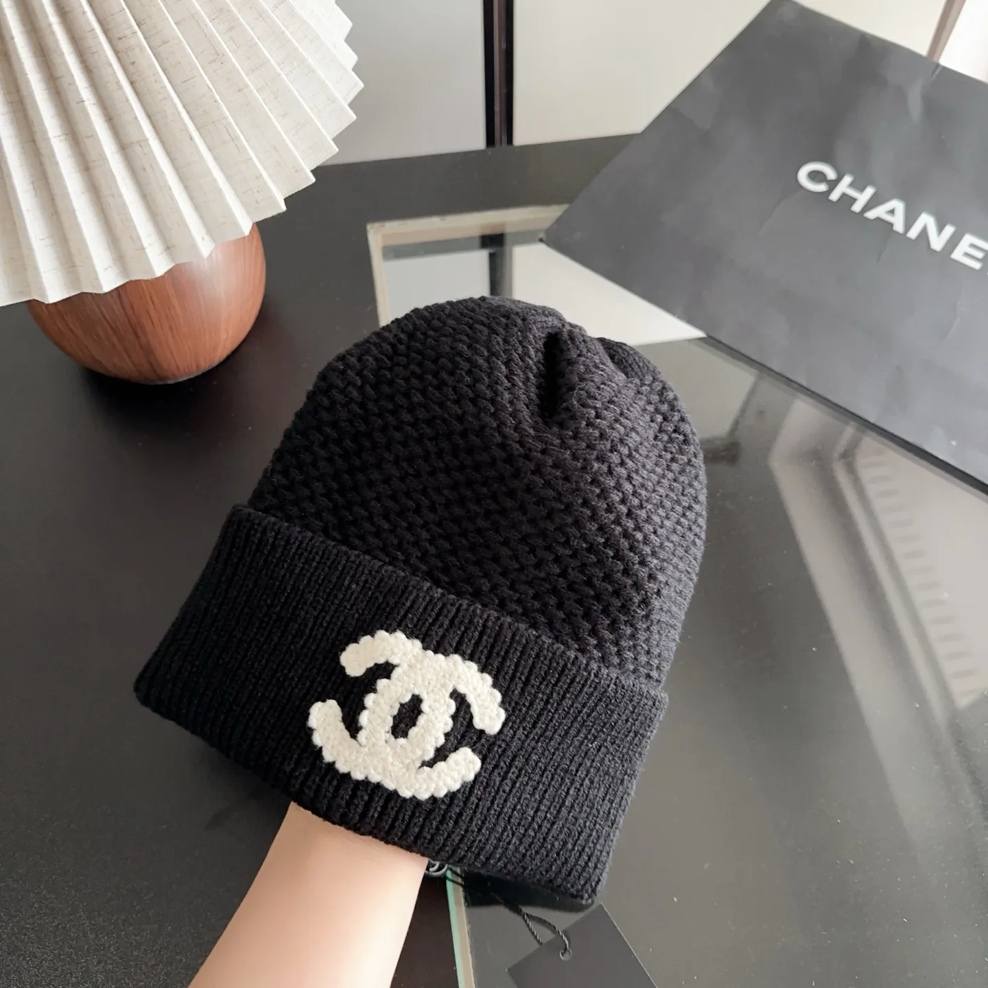 Головные Уборы Chanel 18105668