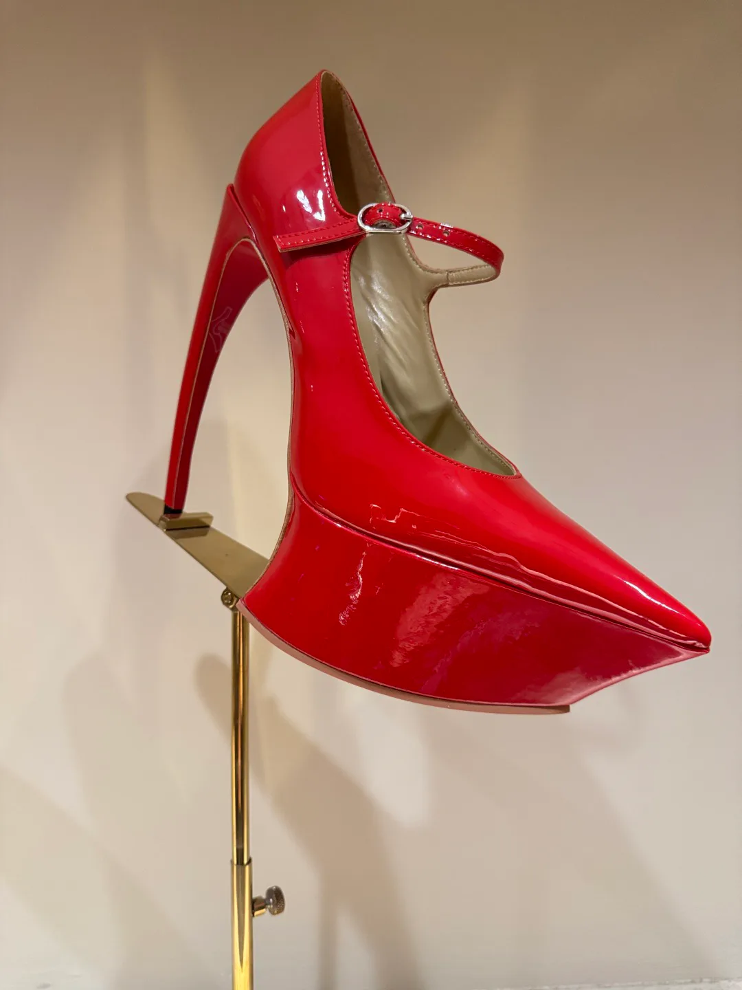 Туфли Женские Christian Louboutin 4743791
