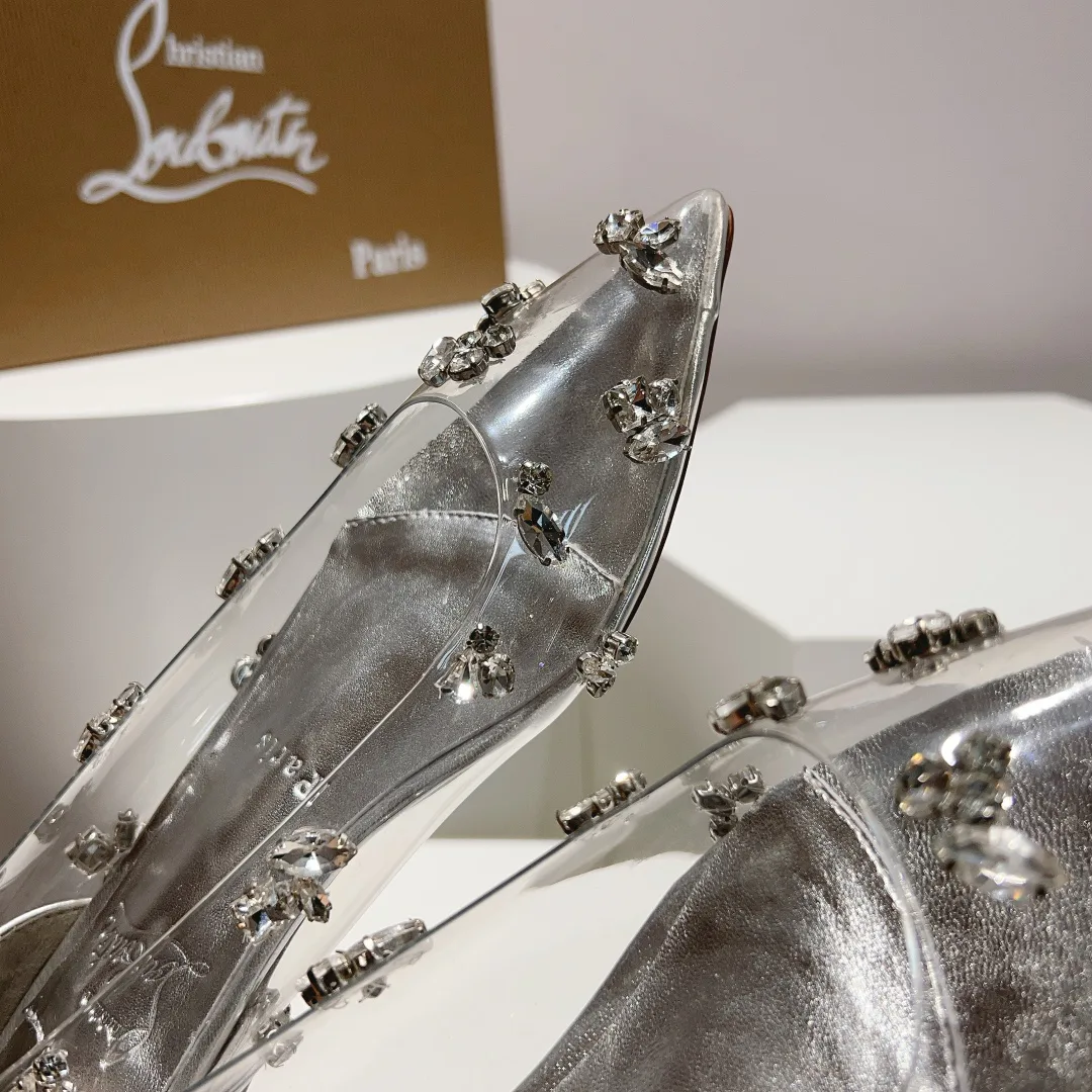 Туфли Женские Christian Louboutin 18004003