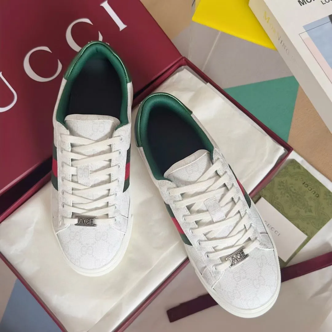 Кроссовки Женские Gucci 19081339