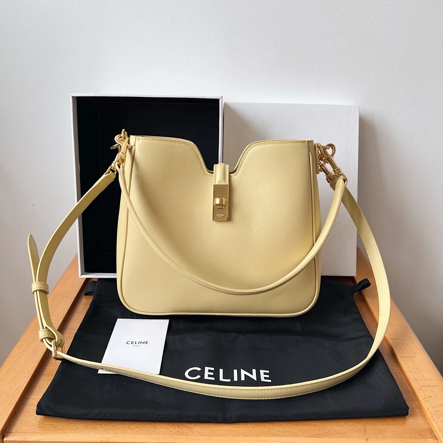 Сумки На Ремне Женские Celine 33341