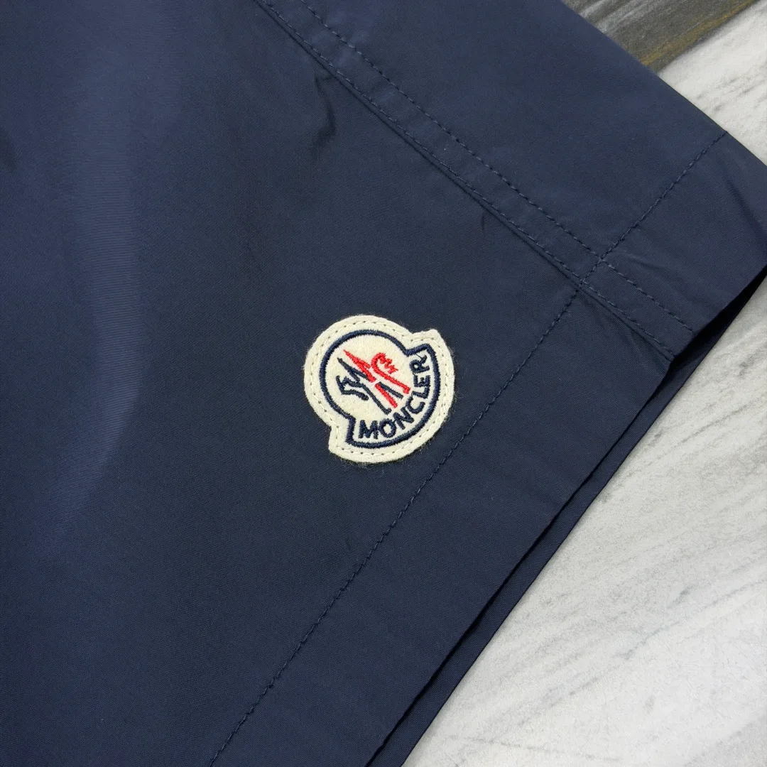 Шорты Мужские Moncler 12231118