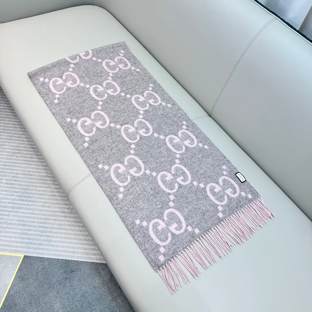 Шарфы Gucci 3997