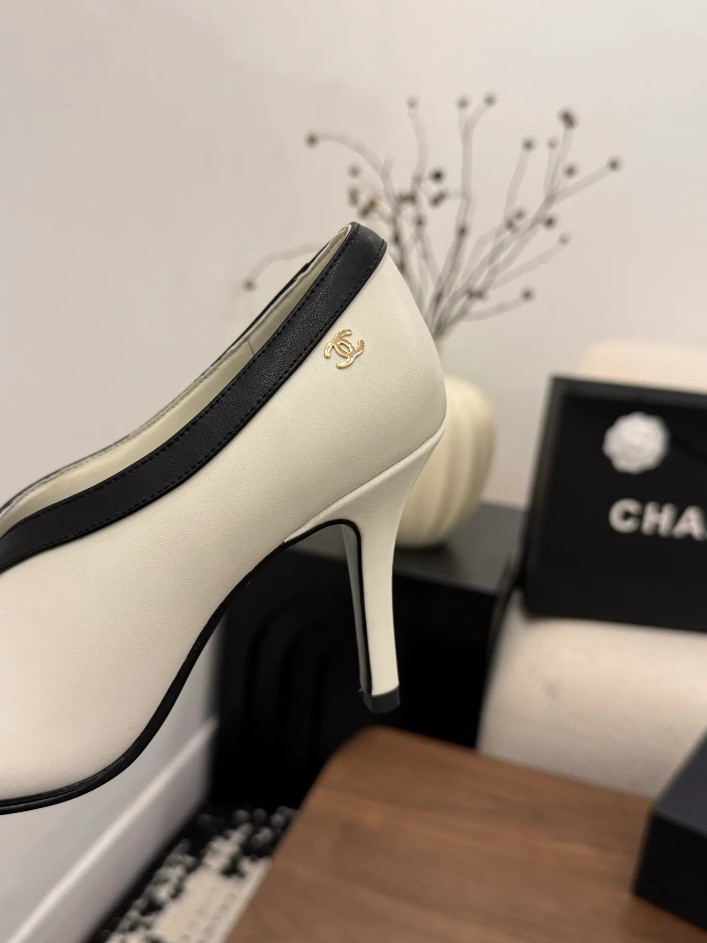 Туфли Женские Chanel 18275684
