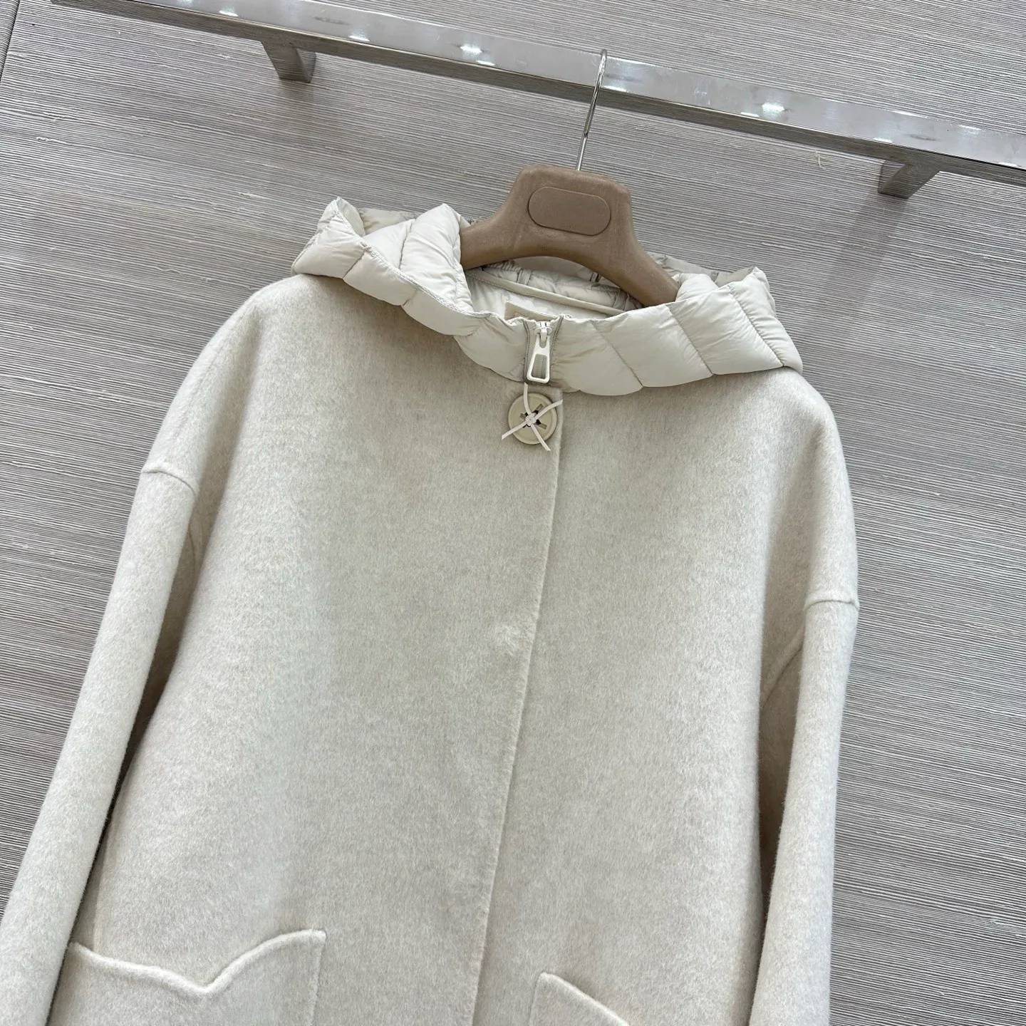 Пальто Женские Loro Piana 18714300