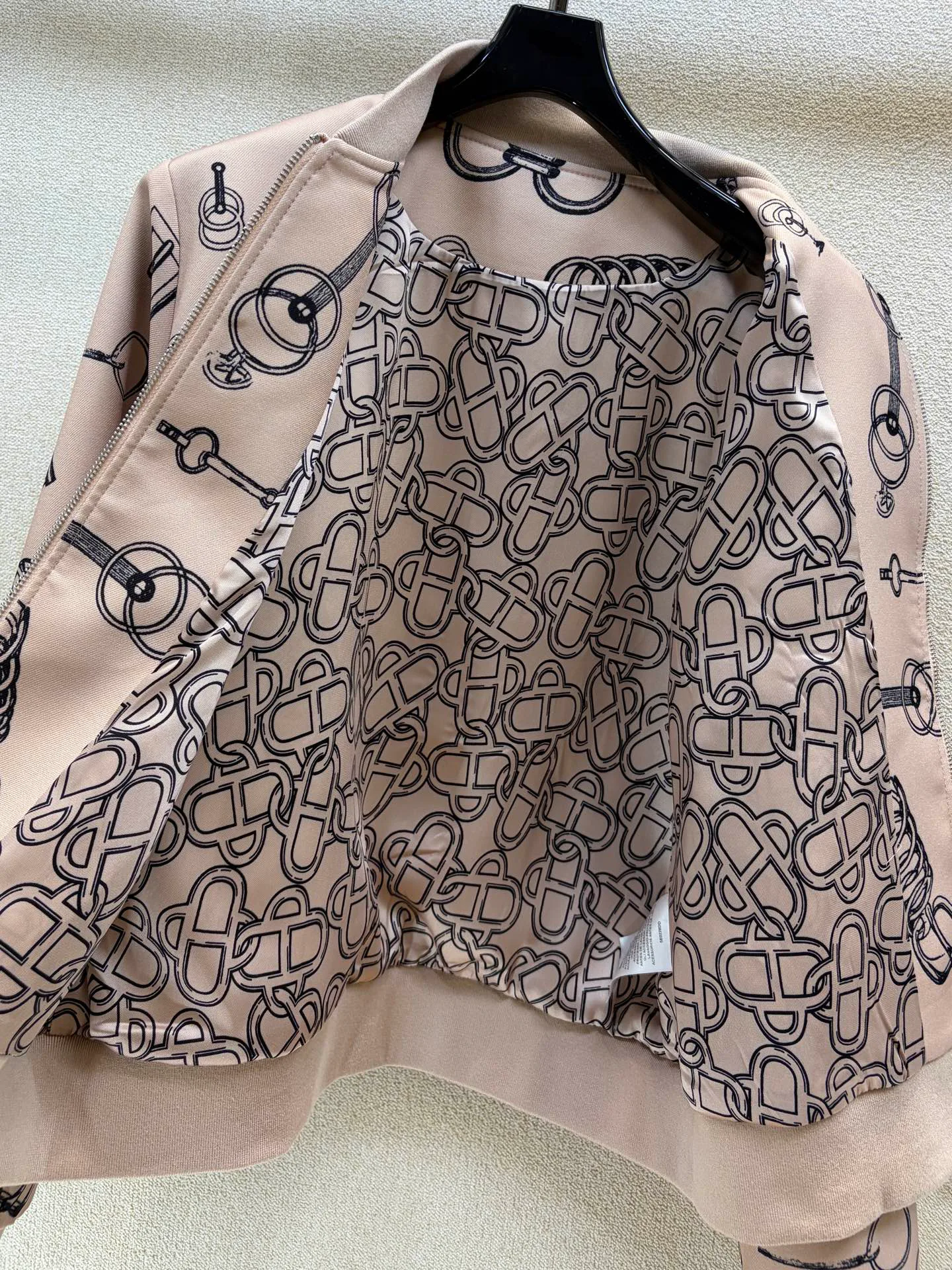 Куртки И Пуховики Женские Hermes 18506390