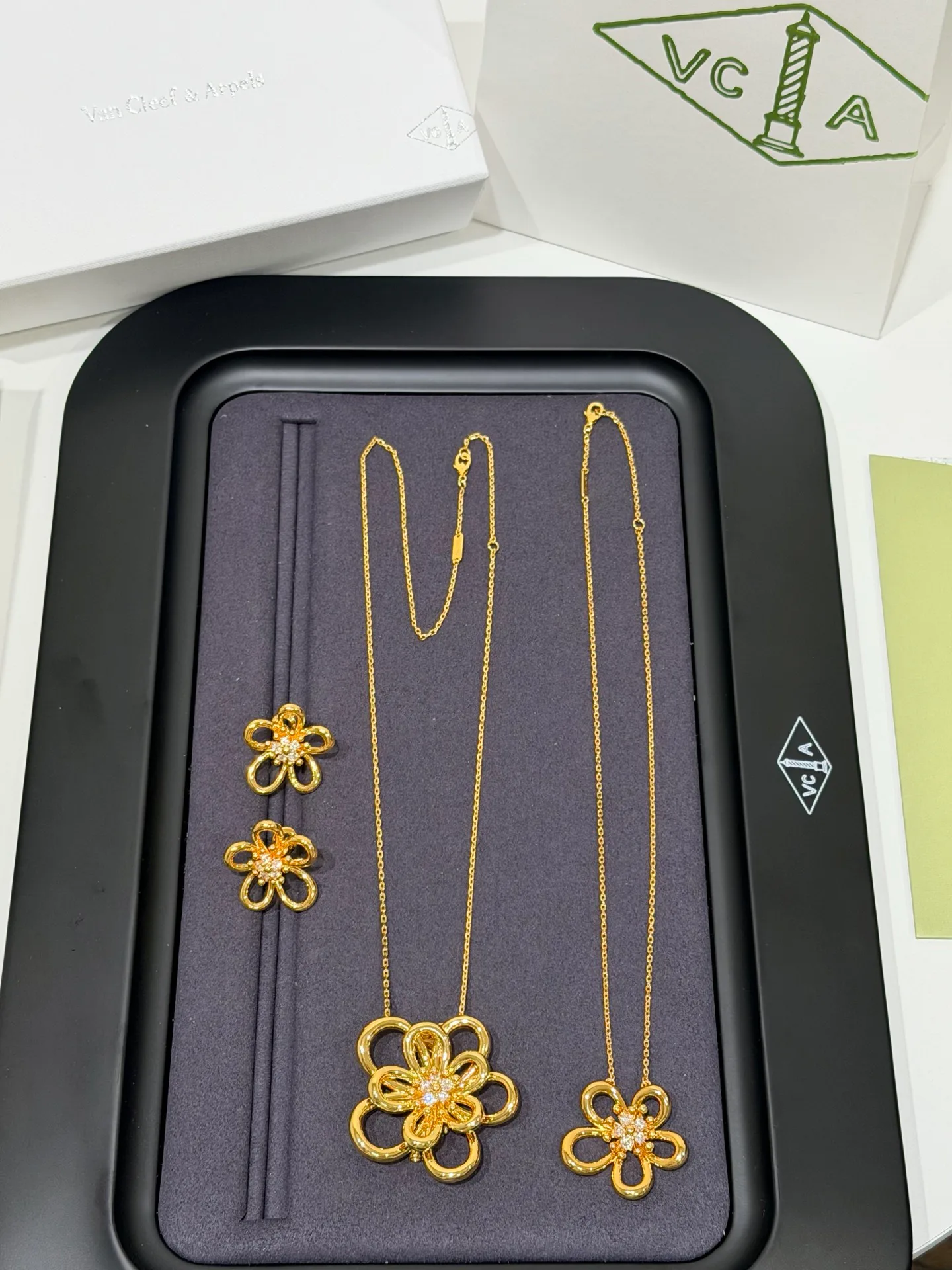 Бижутерия Van Cleef & Arpels 17830884